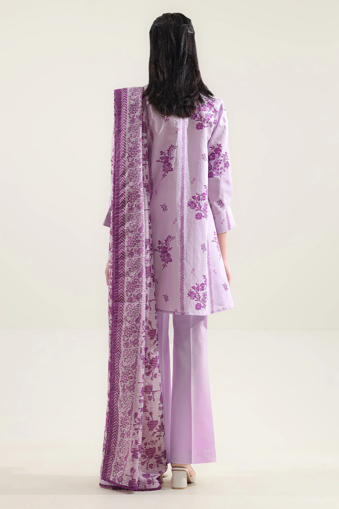 Unstitched Printed Lawn 3 Piece - Image 3