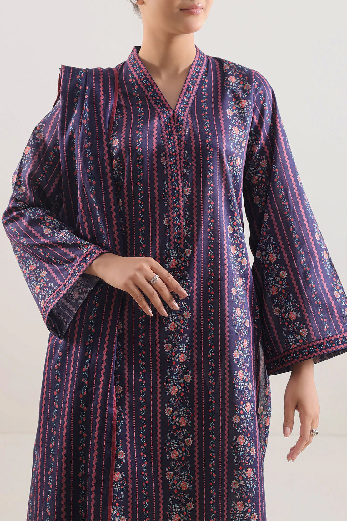 Unstitched Printed Lawn 3 Piece - Image 2