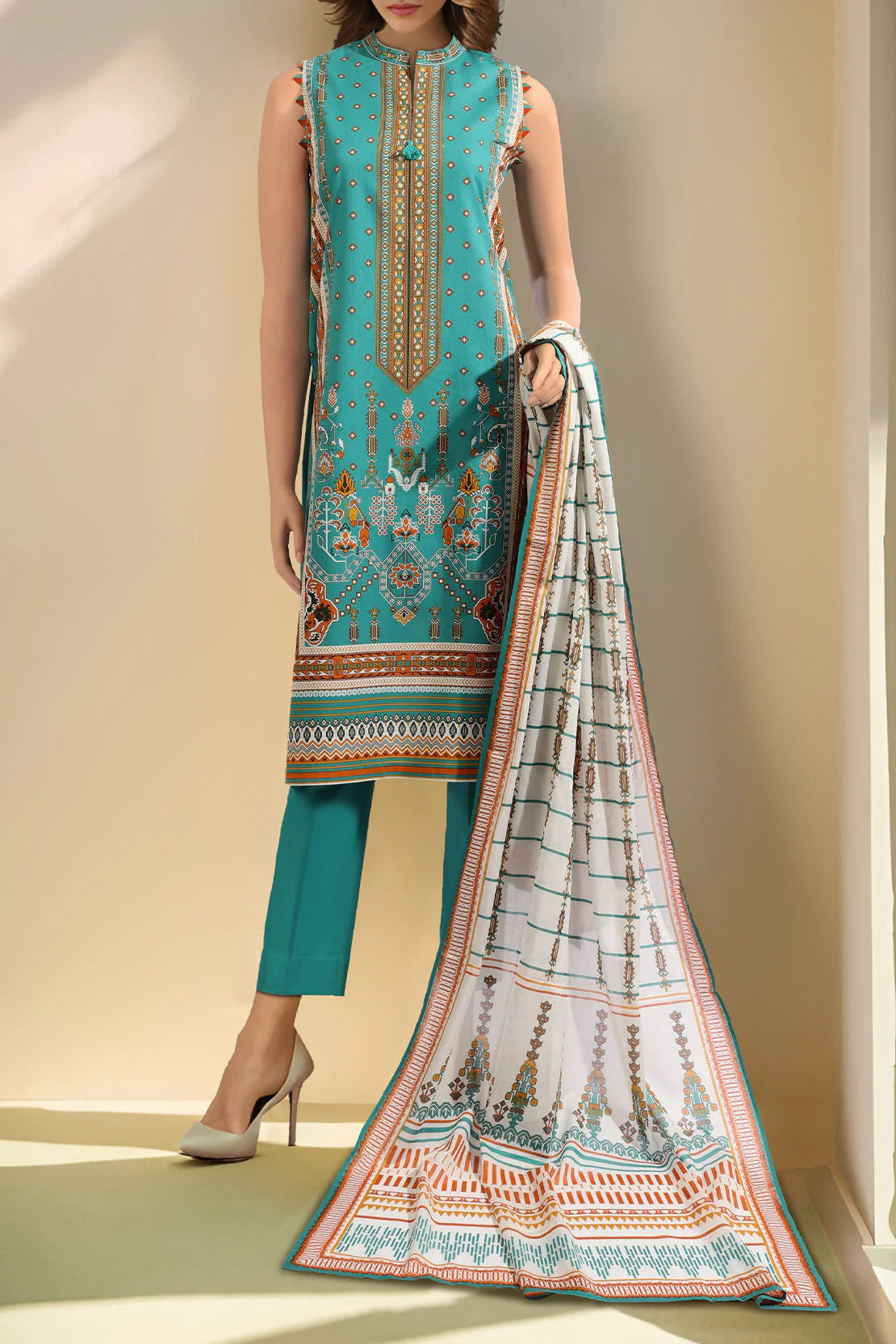 Unstitched Printed Lawn 3 Piece - Image 2