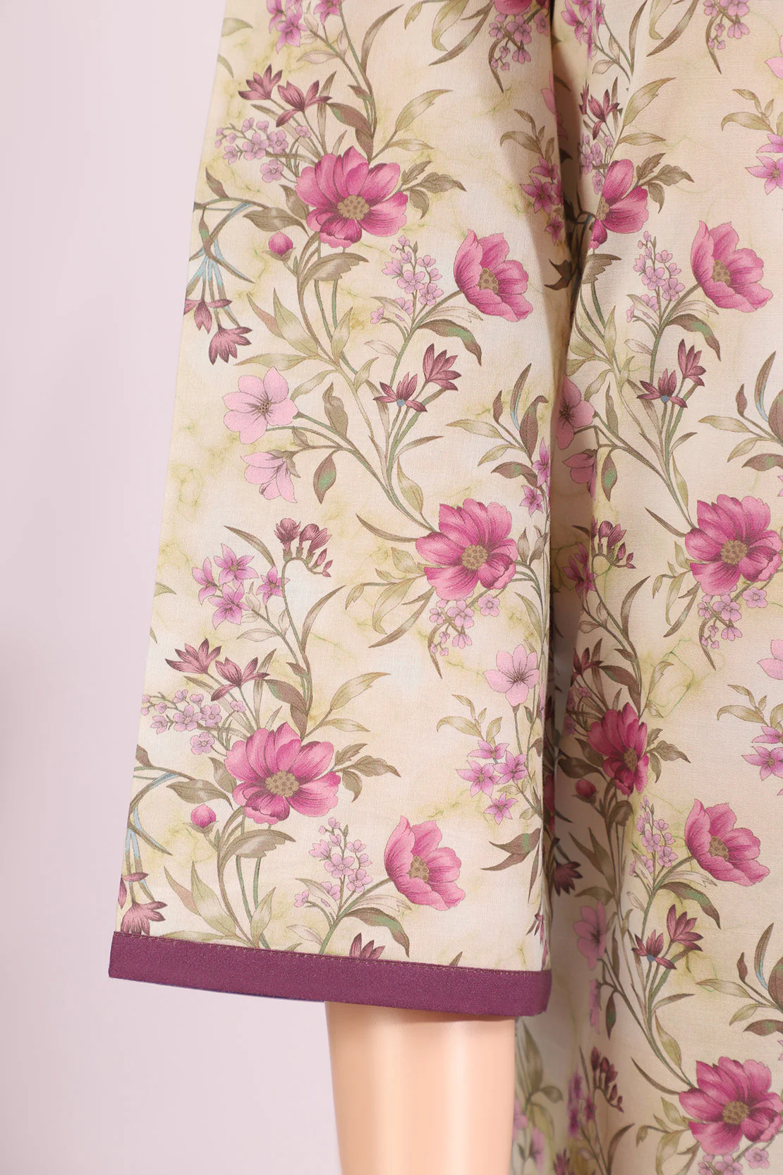 Unstitched Printed Lawn 3 Piece - Image 4