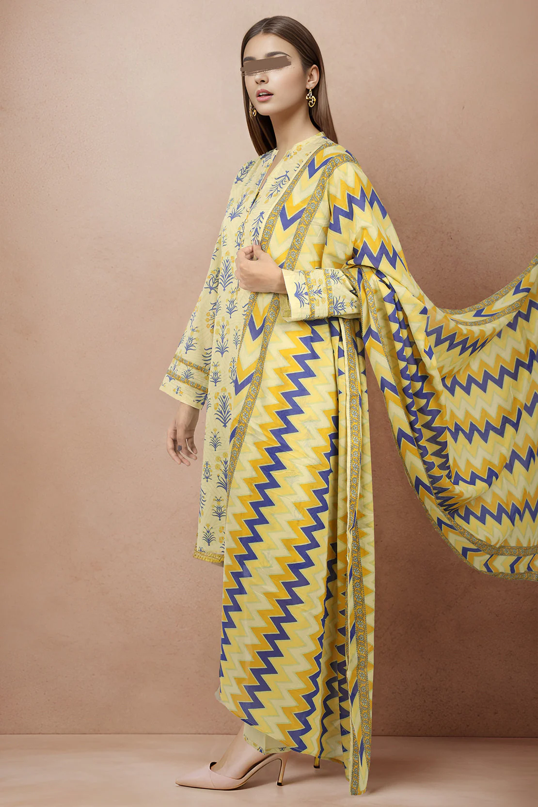 Unstitched Printed Lawn 3 Piece - Image 3