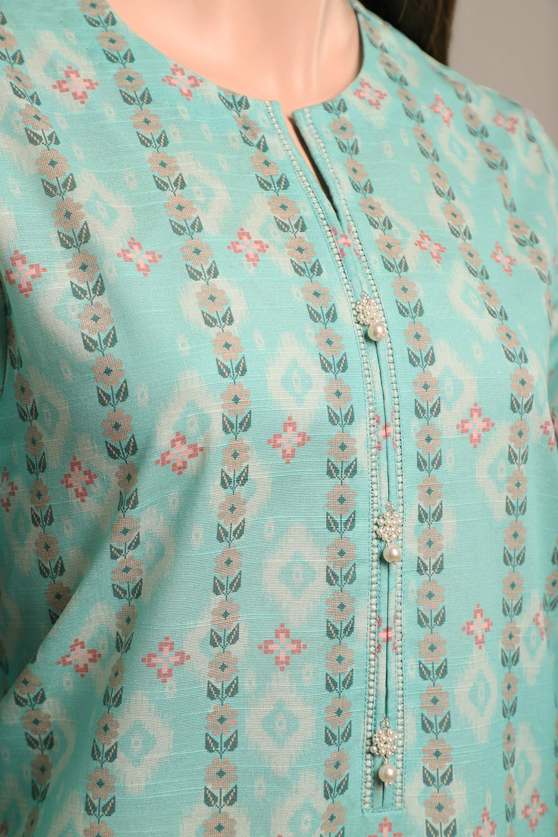 Unstitched Printed Lawn 3 Piece - Image 3