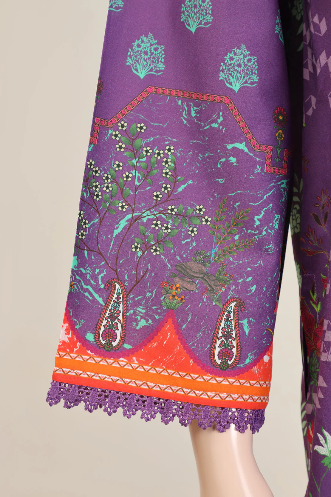 Unstitched Printed Lawn 3 Piece - Image 4