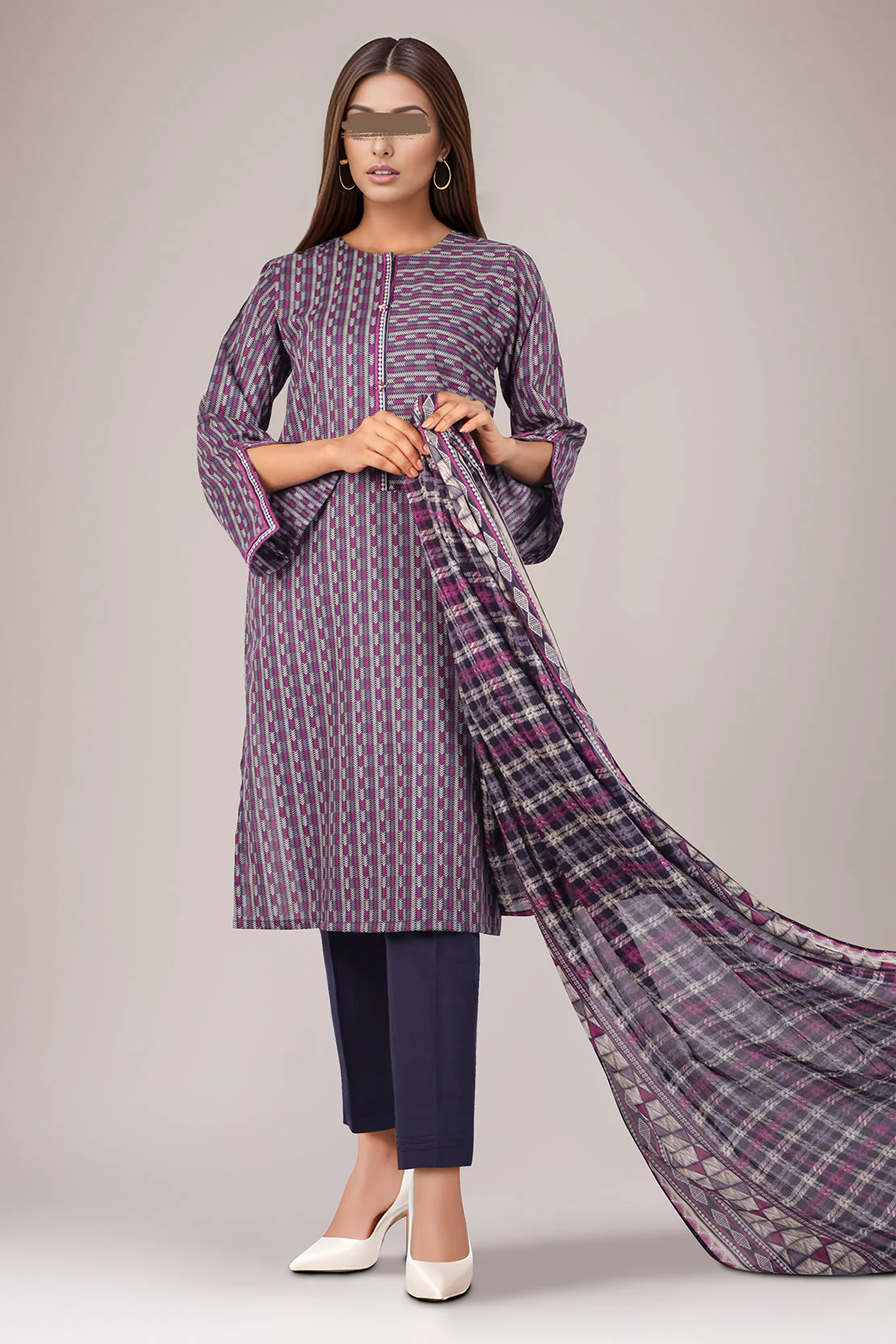 Unstitched Printed Lawn 3 Piece - Image 3