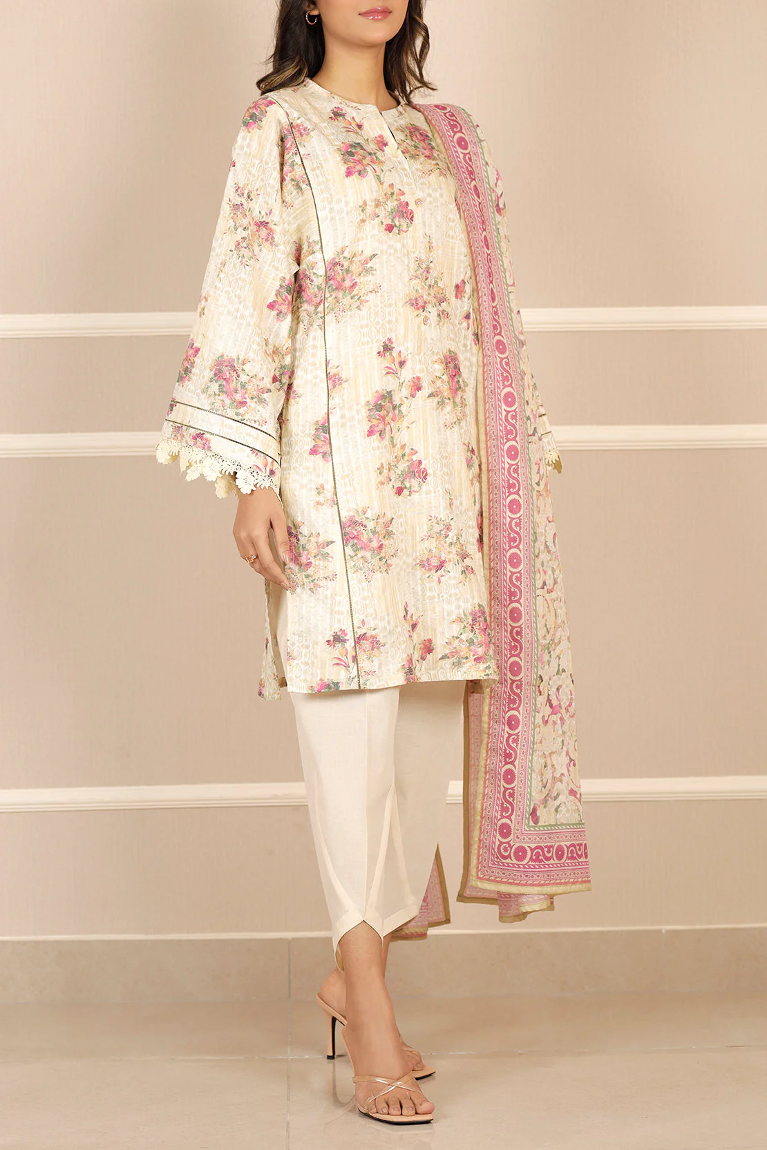 Unstitched Printed Lawn 3 Piece - Image 3