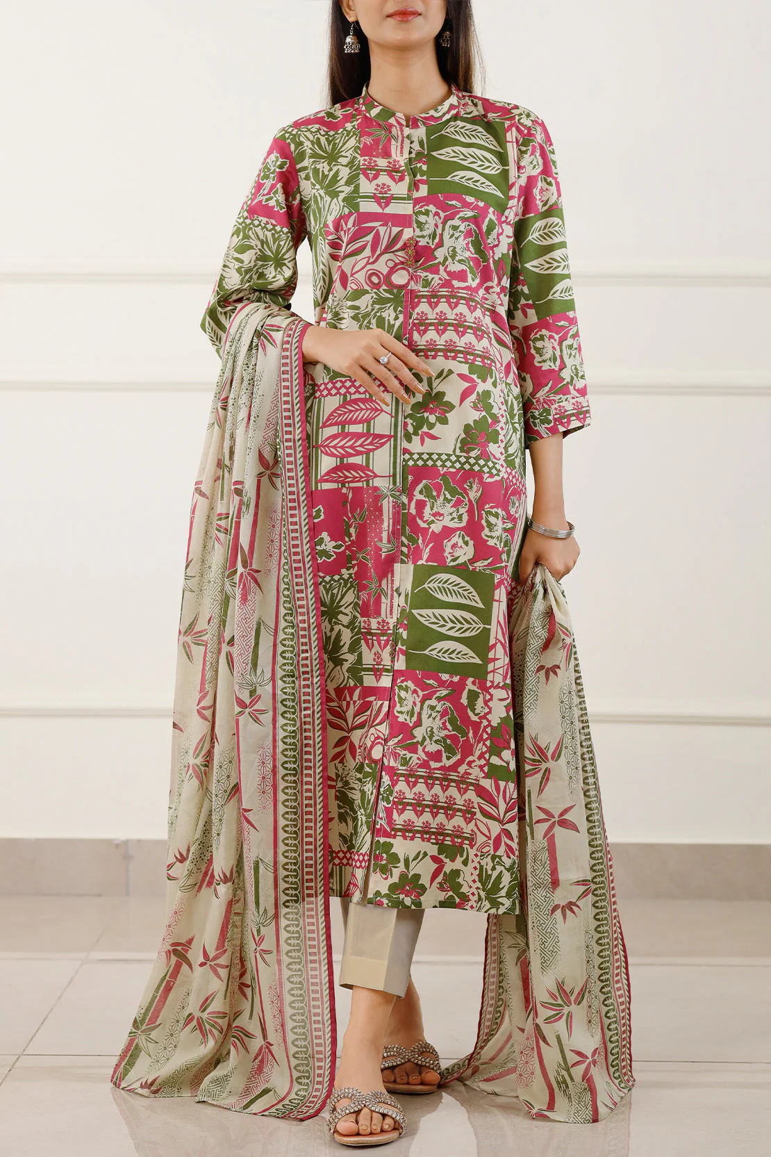 Unstitched Printed Lawn 3 Piece - Image 3