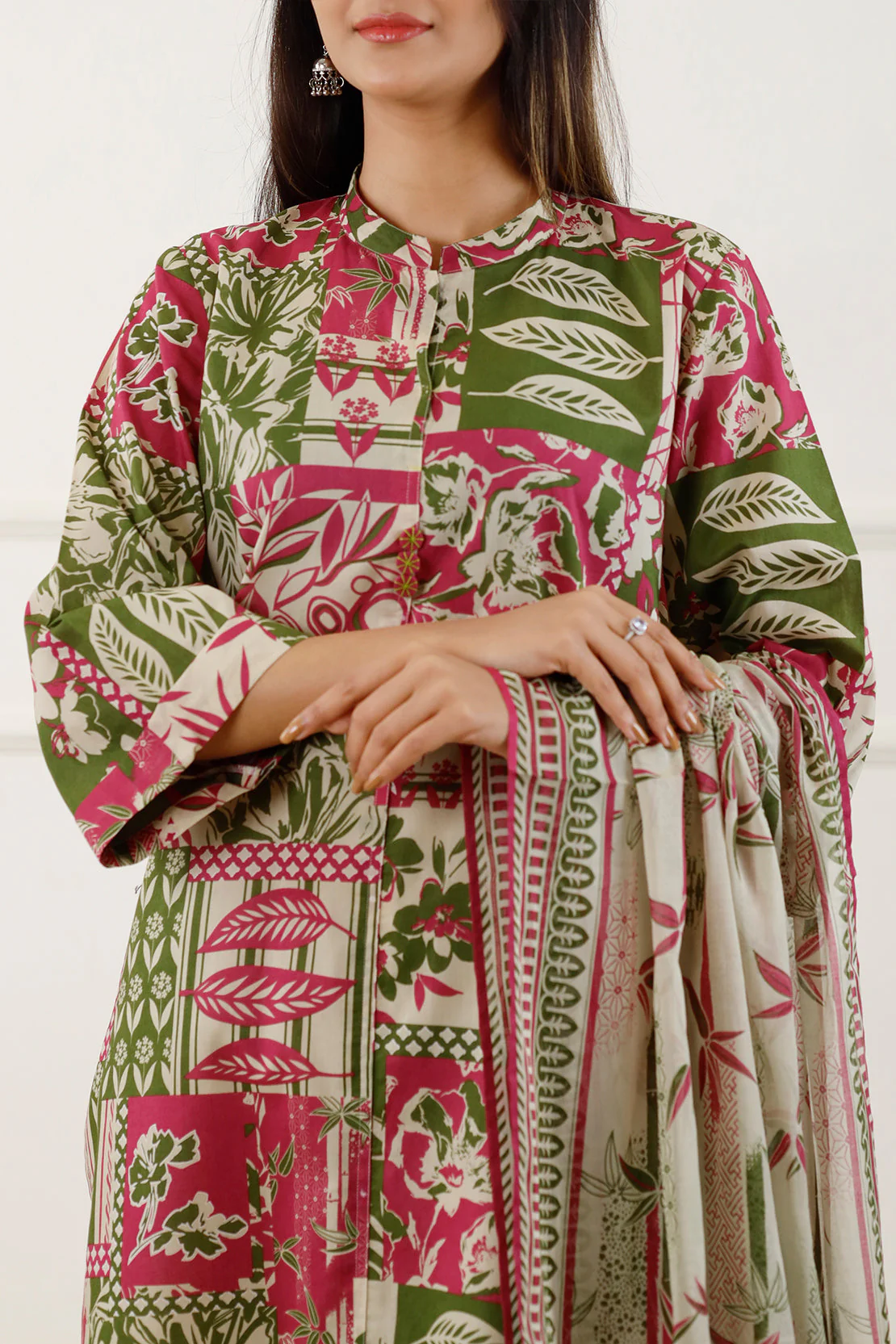 Unstitched Printed Lawn 3 Piece - Image 6