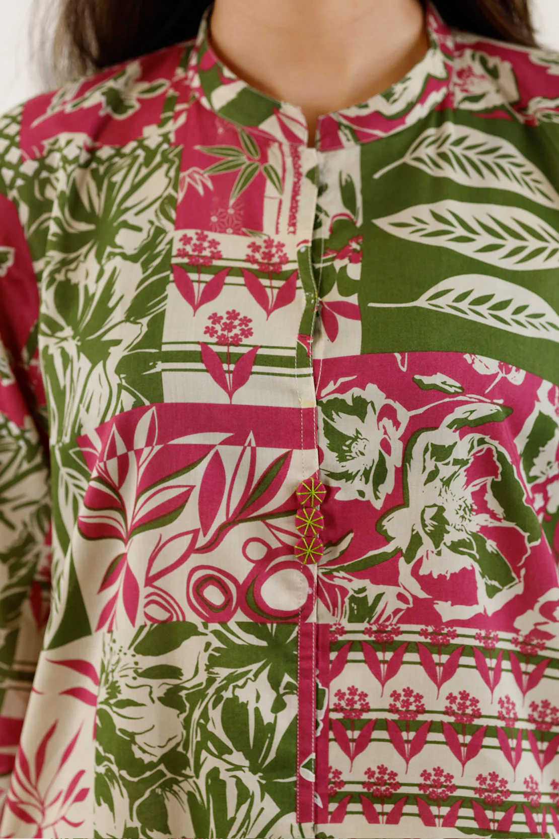Unstitched Printed Lawn 3 Piece - Image 8