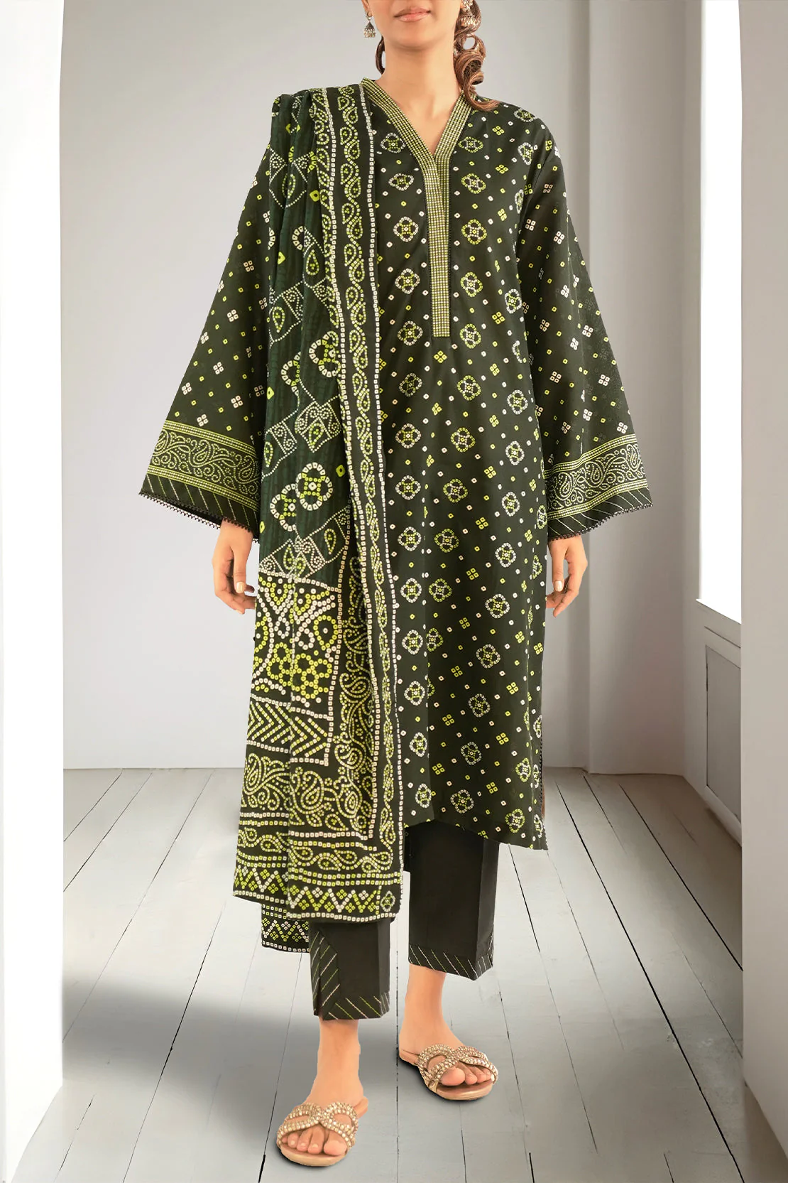Unstitched Printed Lawn 3 Piece - Image 2