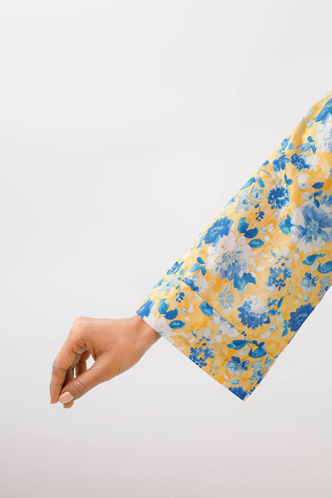 Unstitched Printed Lawn 3 Piece - Image 6