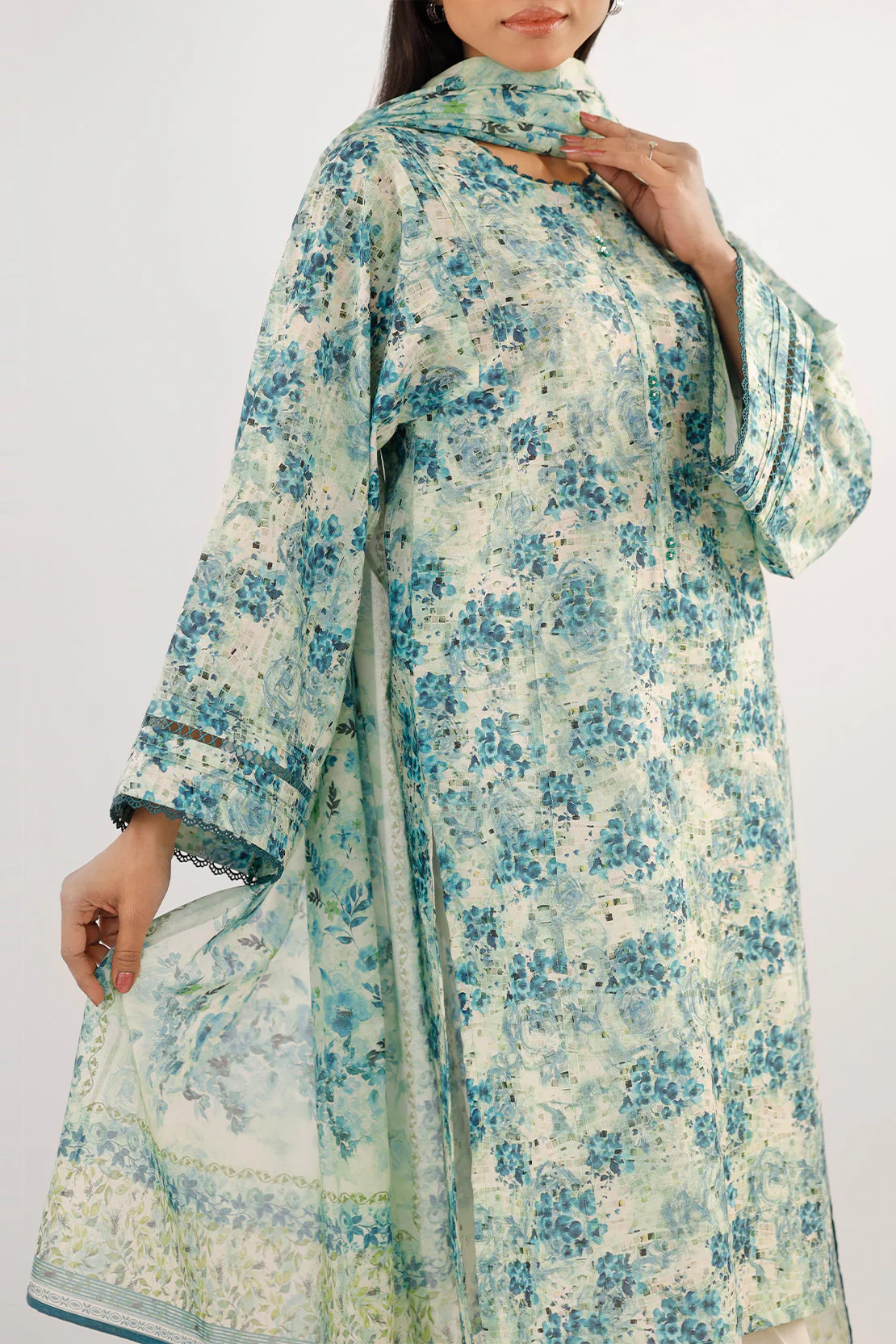 Unstitched Printed Lawn 3 Piece - Image 3