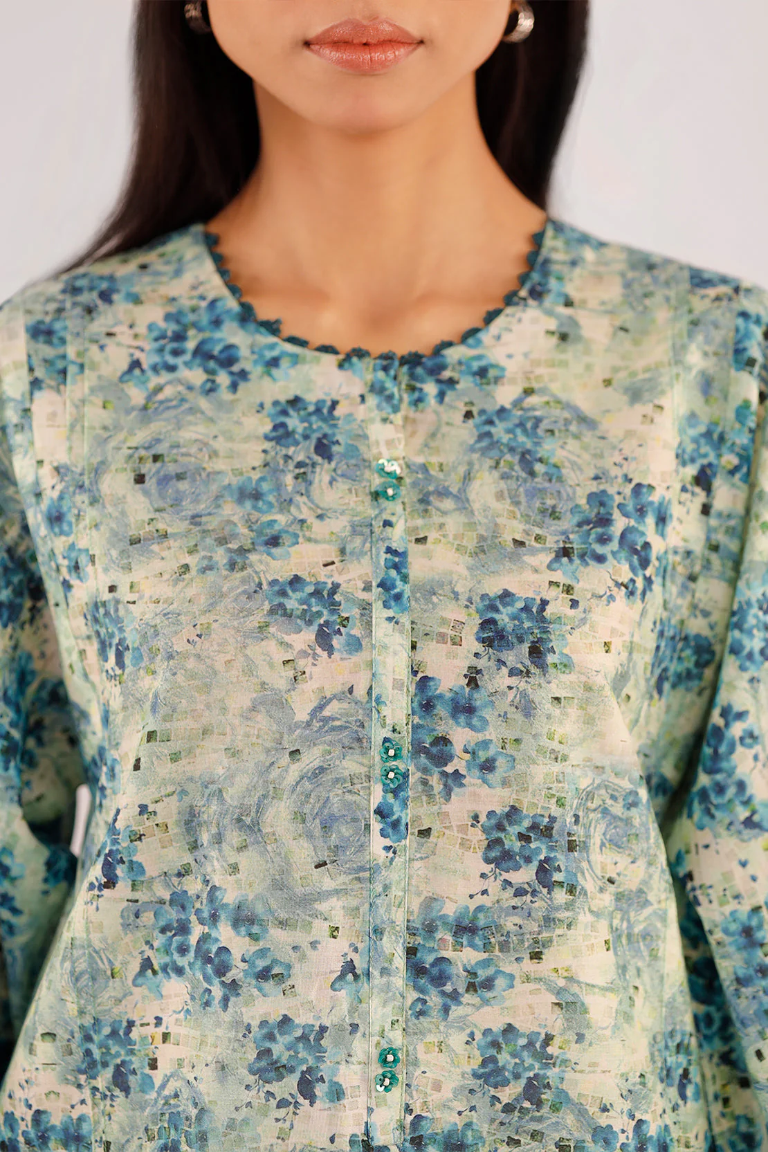 Unstitched Printed Lawn 3 Piece - Image 5