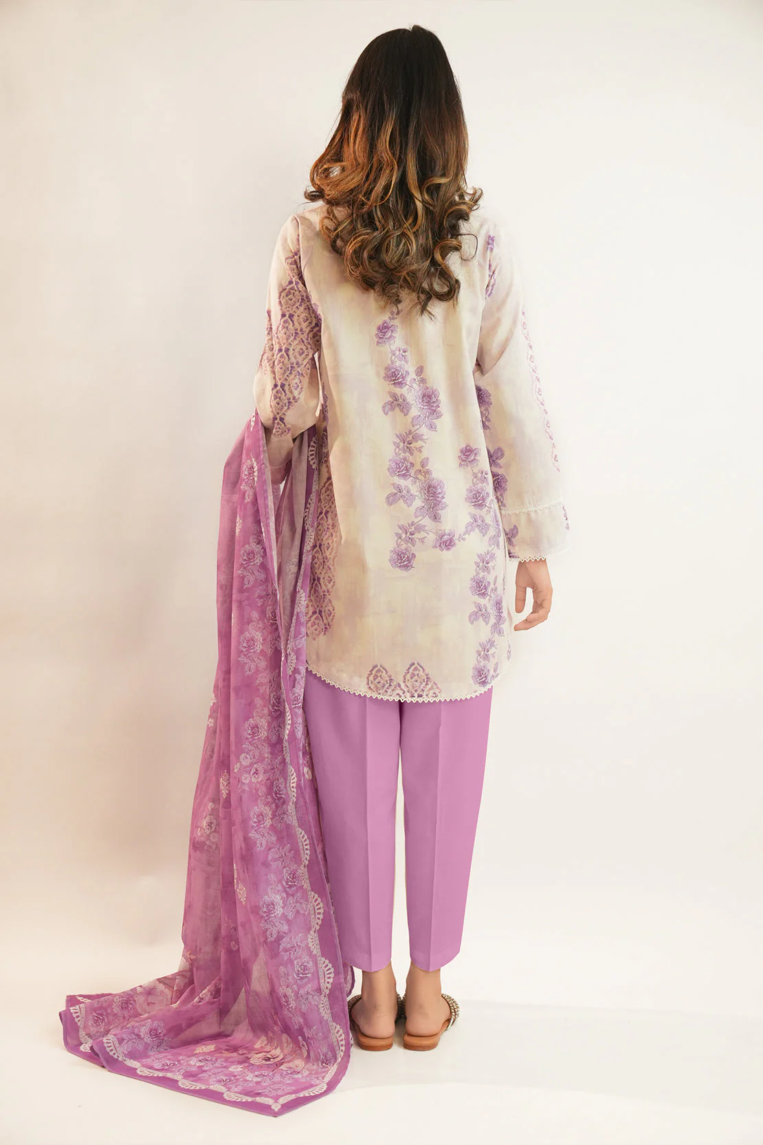 Unstitched Printed Lawn 3 Piece - Image 5