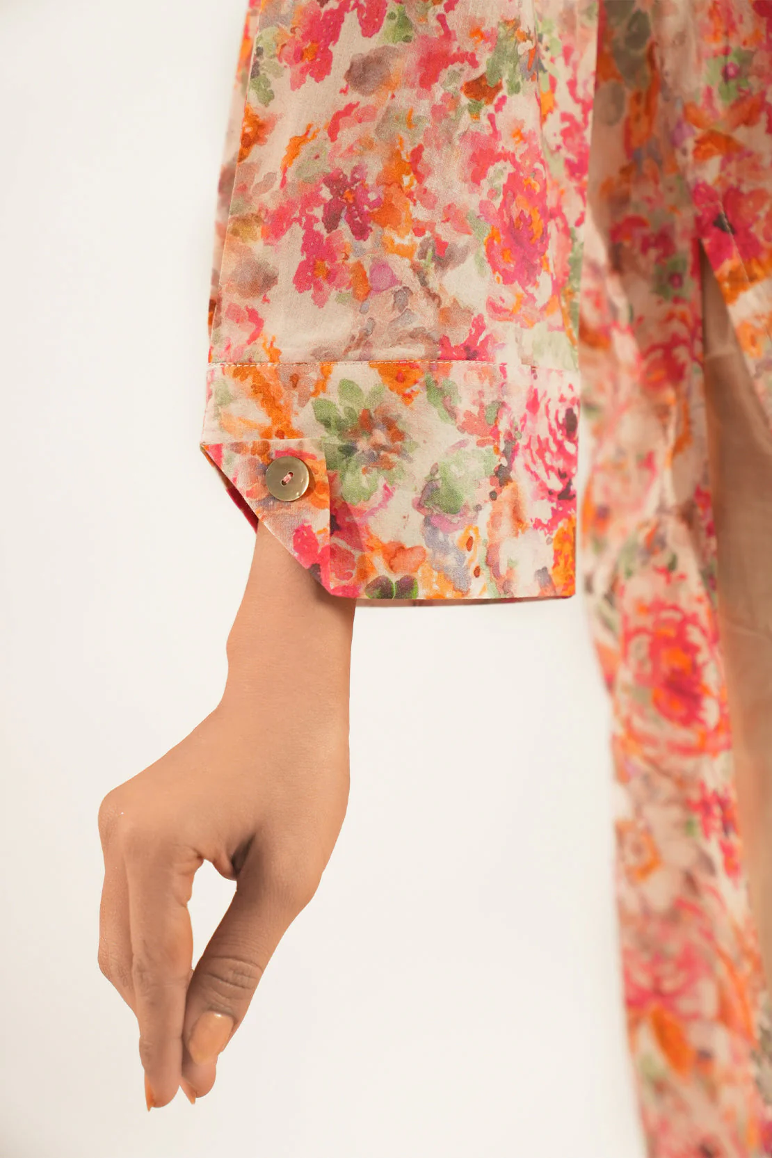 Unstitched Printed Lawn 3 Piece - Image 3