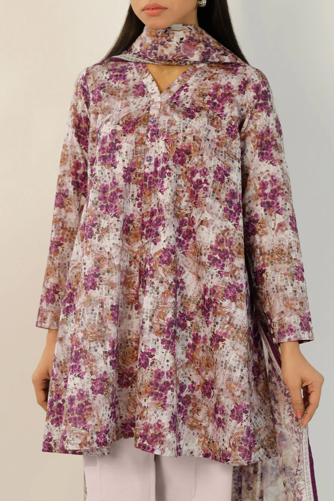 Unstitched Printed Lawn 3 Piece - Image 5