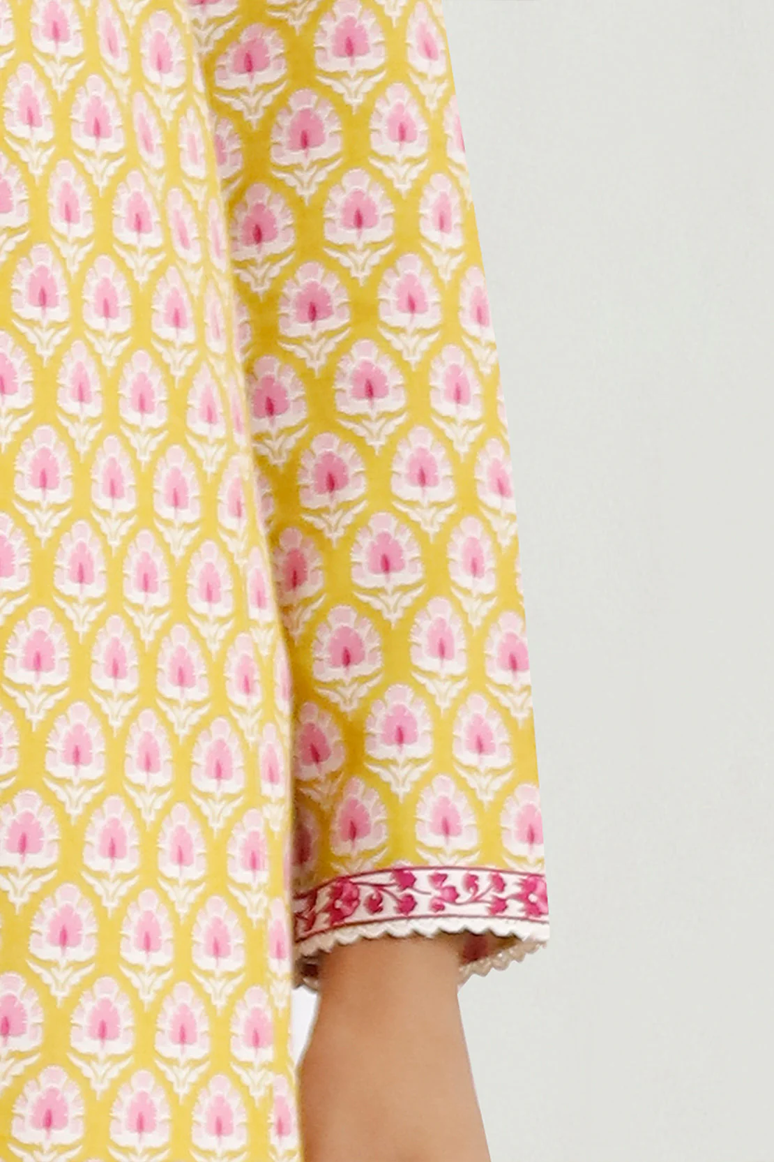 Unstitched Printed Lawn 3 Piece - Image 3