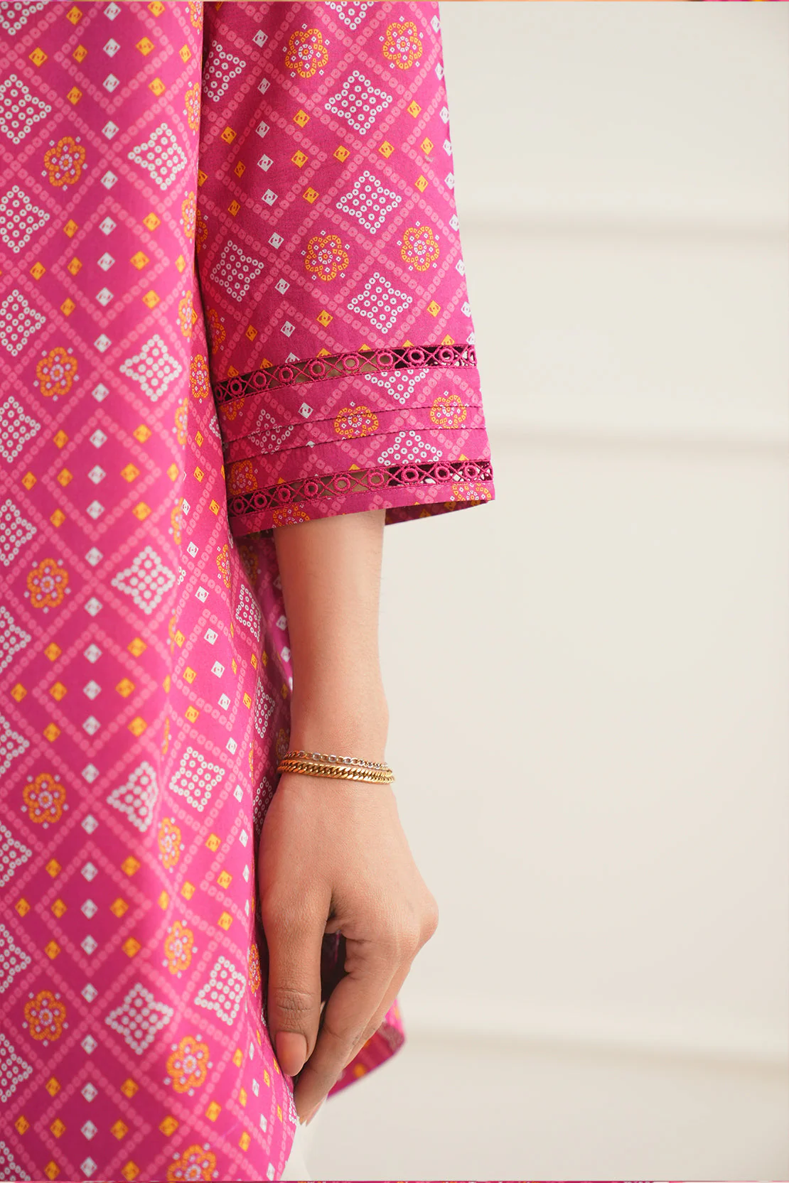 Unstitched Printed Lawn 3 Piece - Image 7