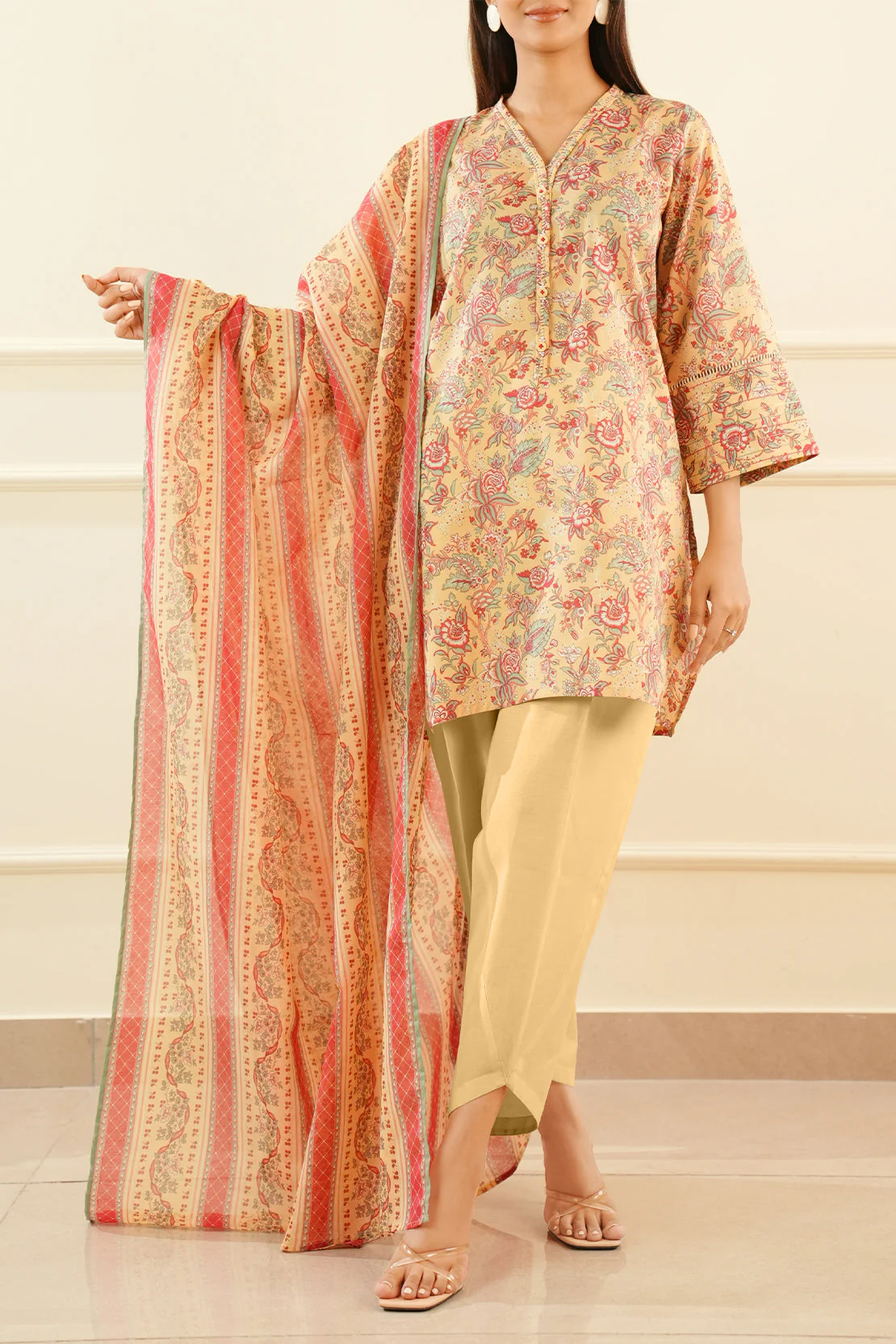 Unstitched Printed Lawn 3 Piece - Image 4
