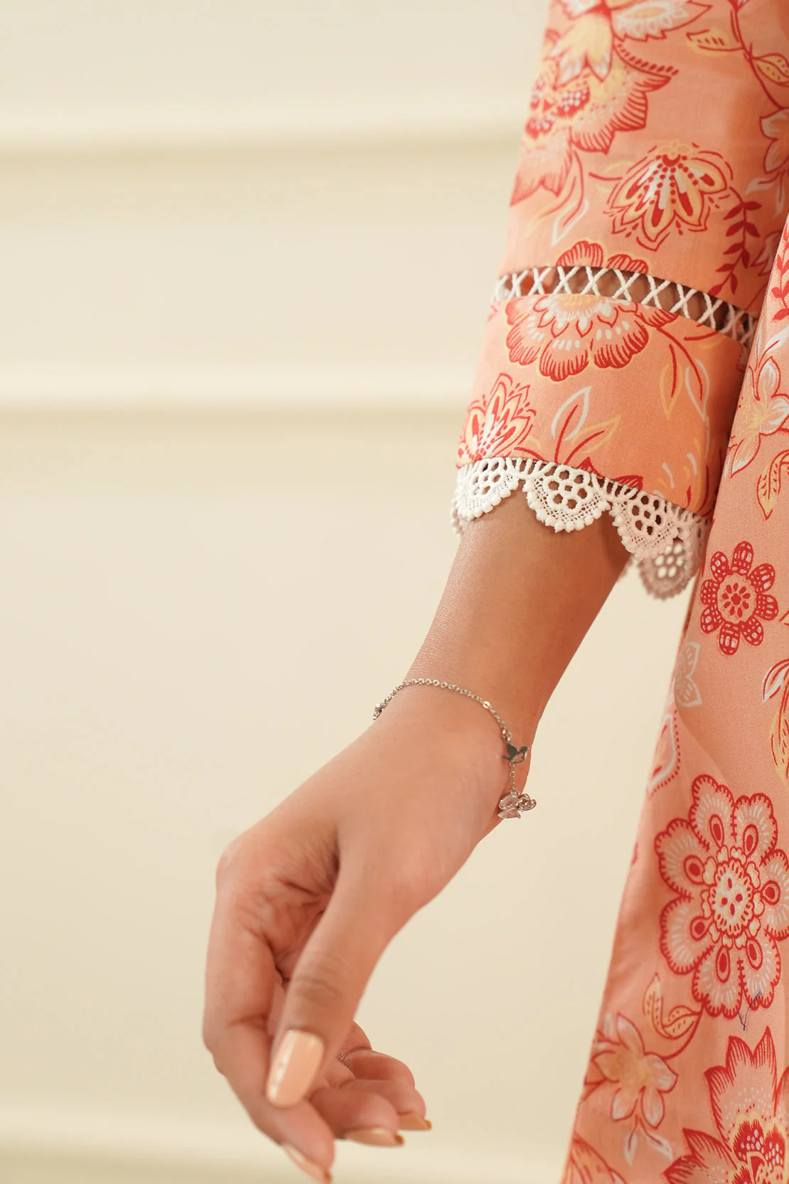 Unstitched Printed Lawn 3 Piece - Image 7