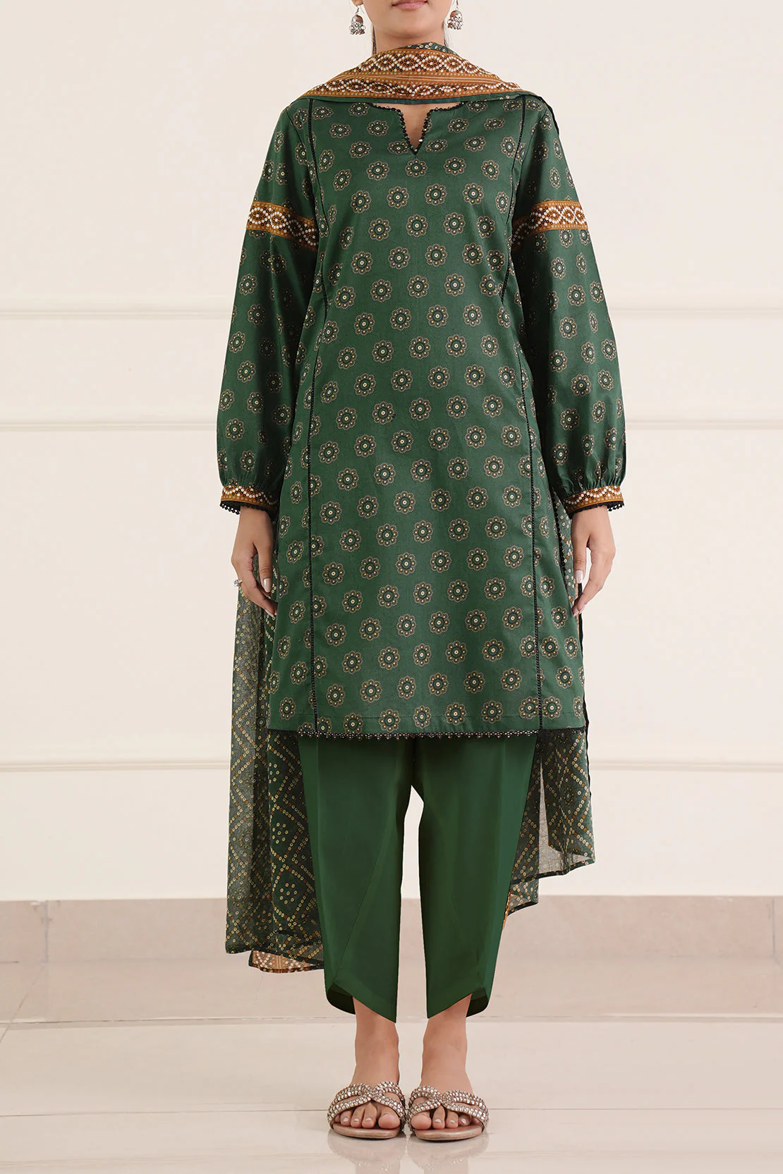 Unstitched Printed Lawn 3 Piece - Image 4