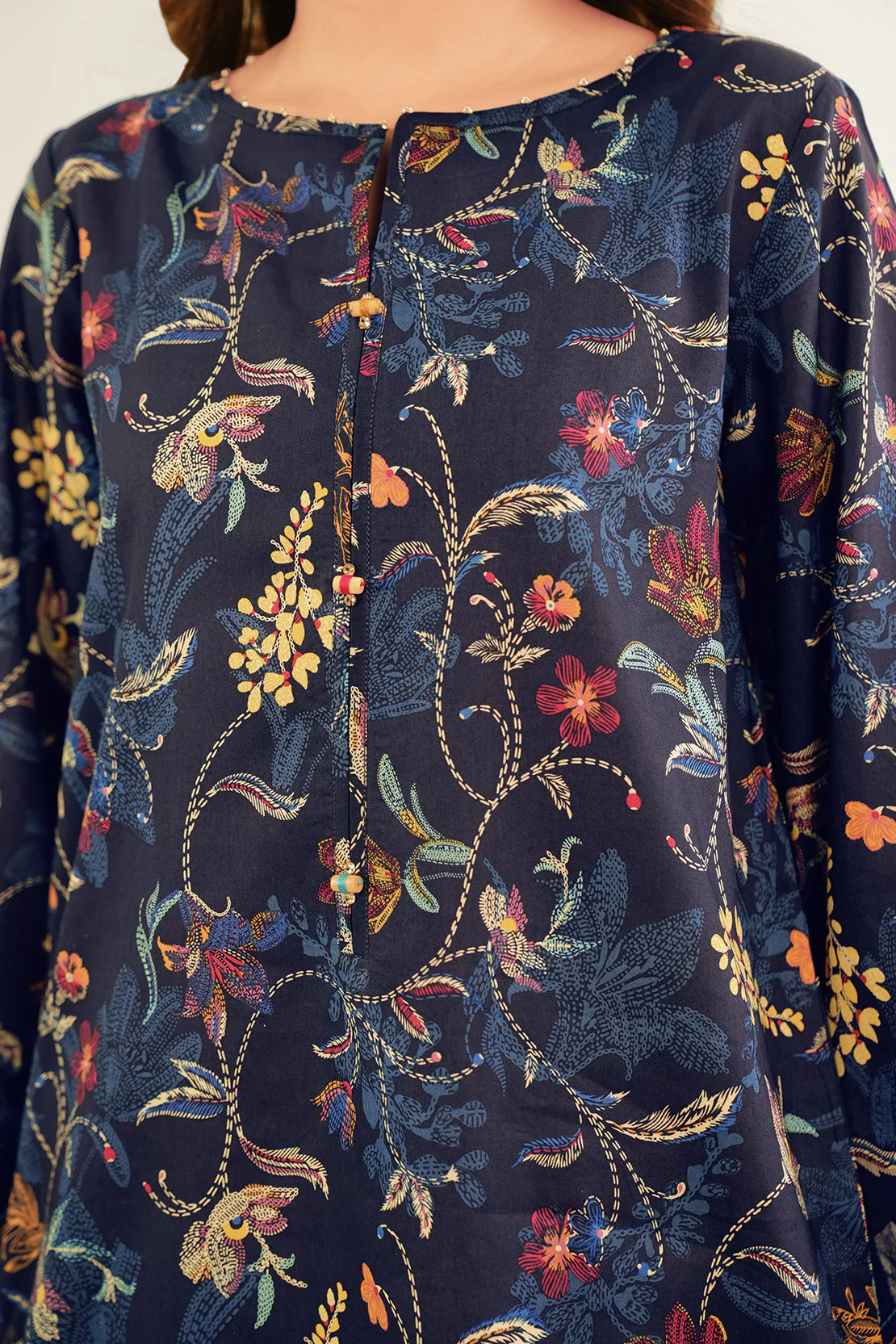 Unstitched Printed Lawn 3 Piece - Image 7