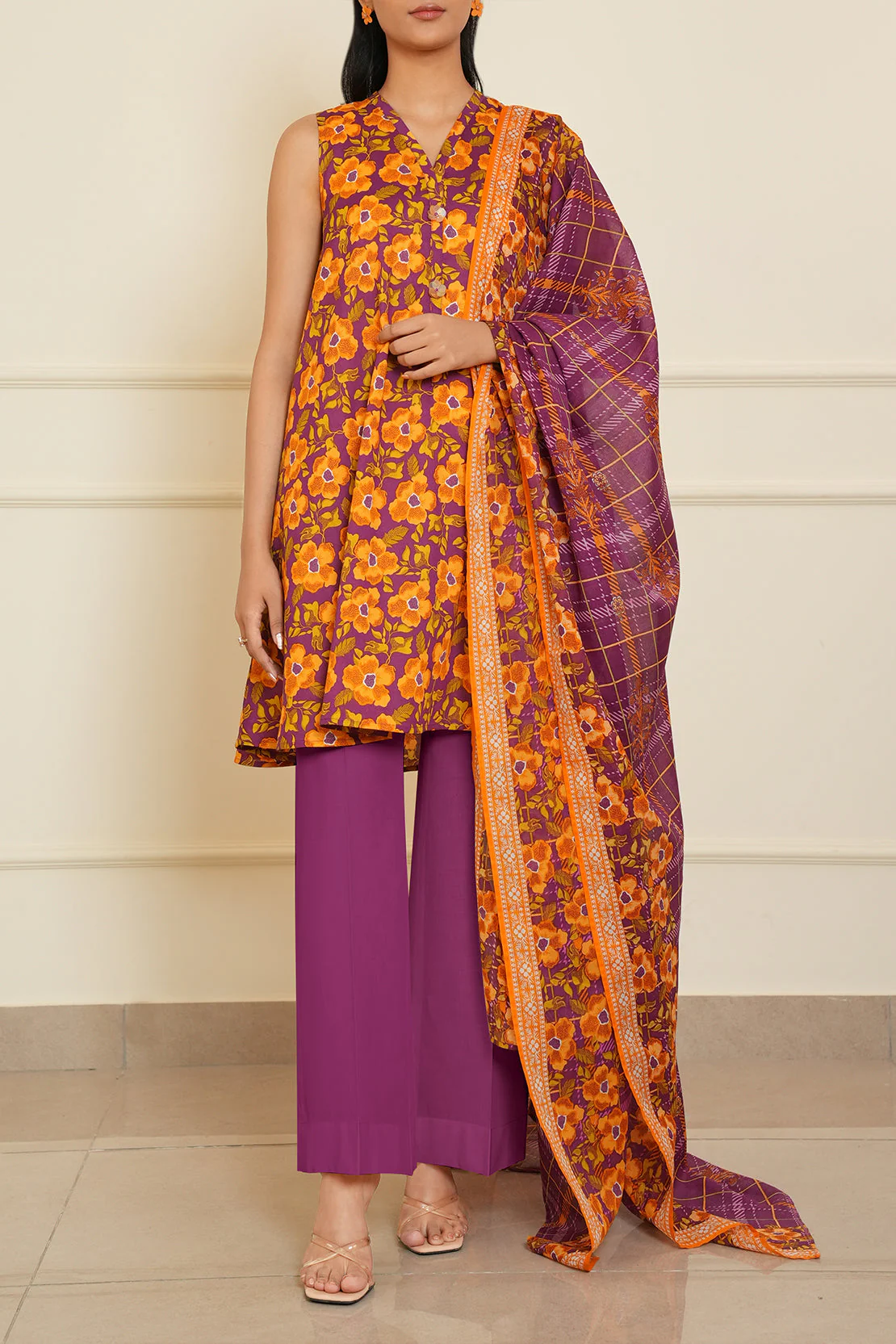 Unstitched Printed Lawn 3 Piece - Image 2
