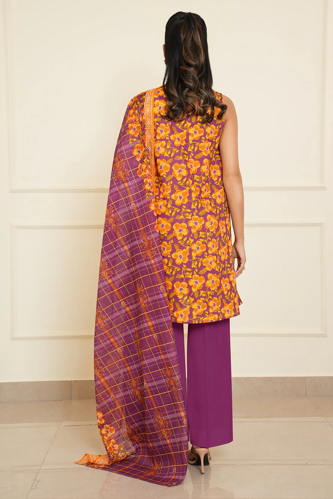 Unstitched Printed Lawn 3 Piece - Image 3