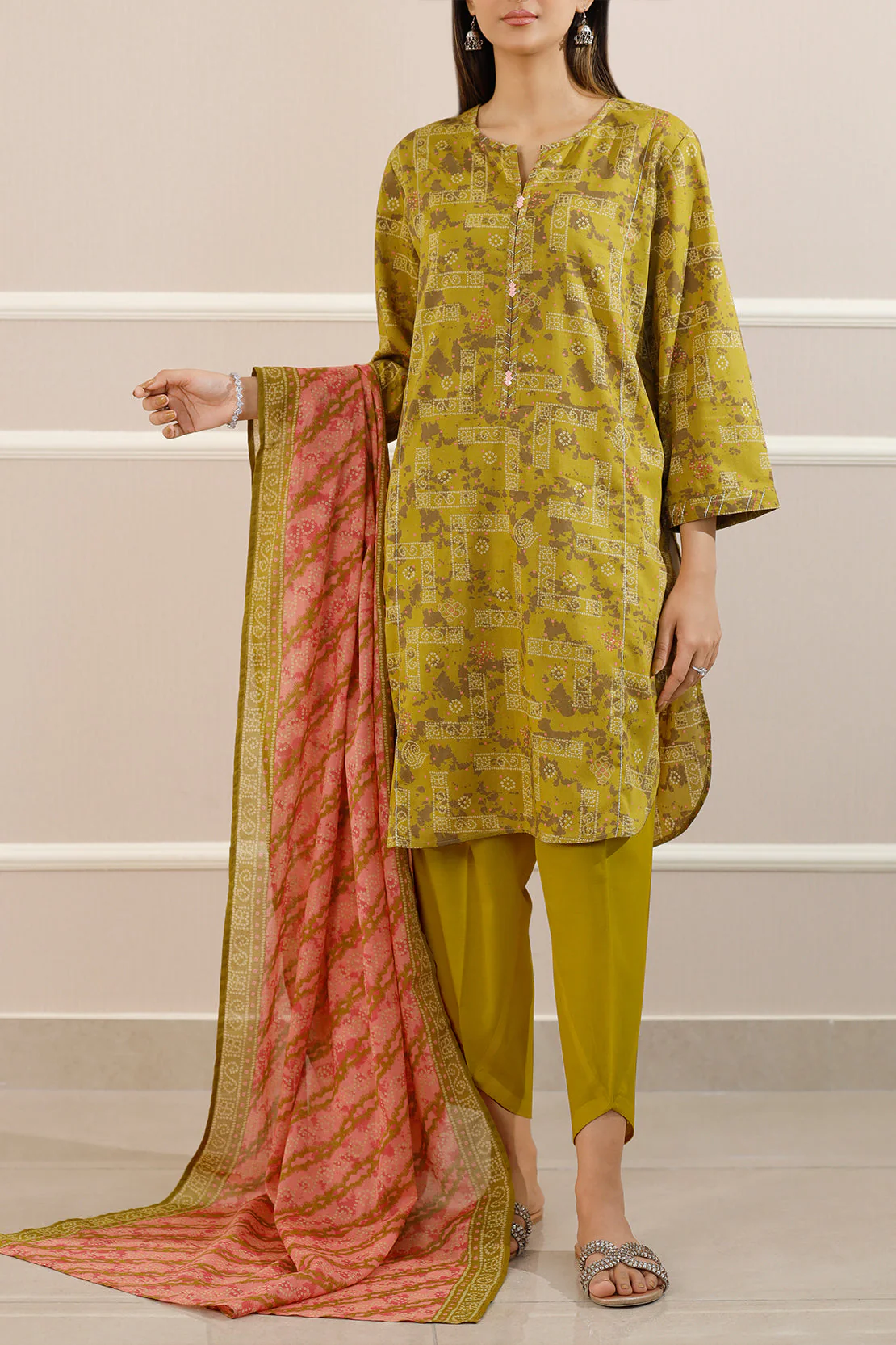 Unstitched Printed Lawn 3 Piece - Image 2