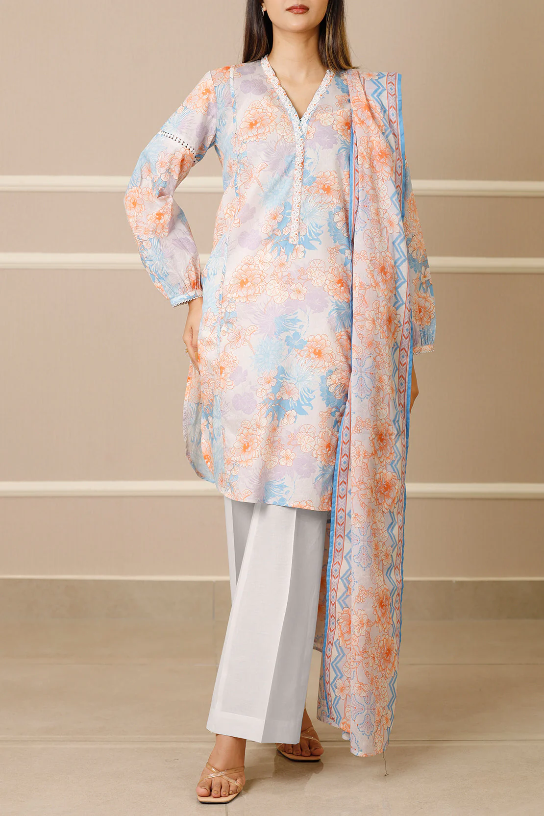 Unstitched Printed Lawn 3 Piece - Image 2