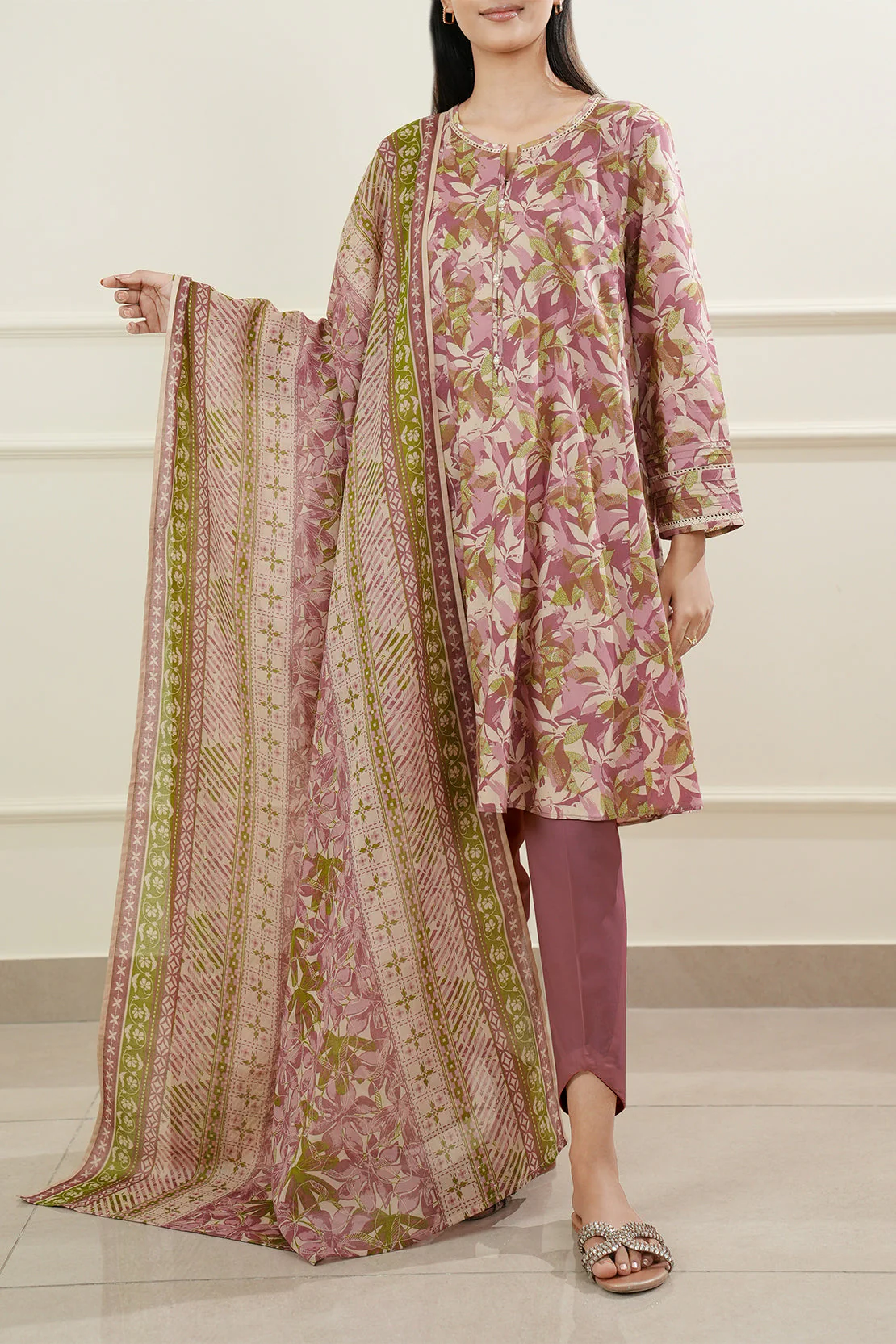 Unstitched Printed Lawn 3 Piece - Image 2