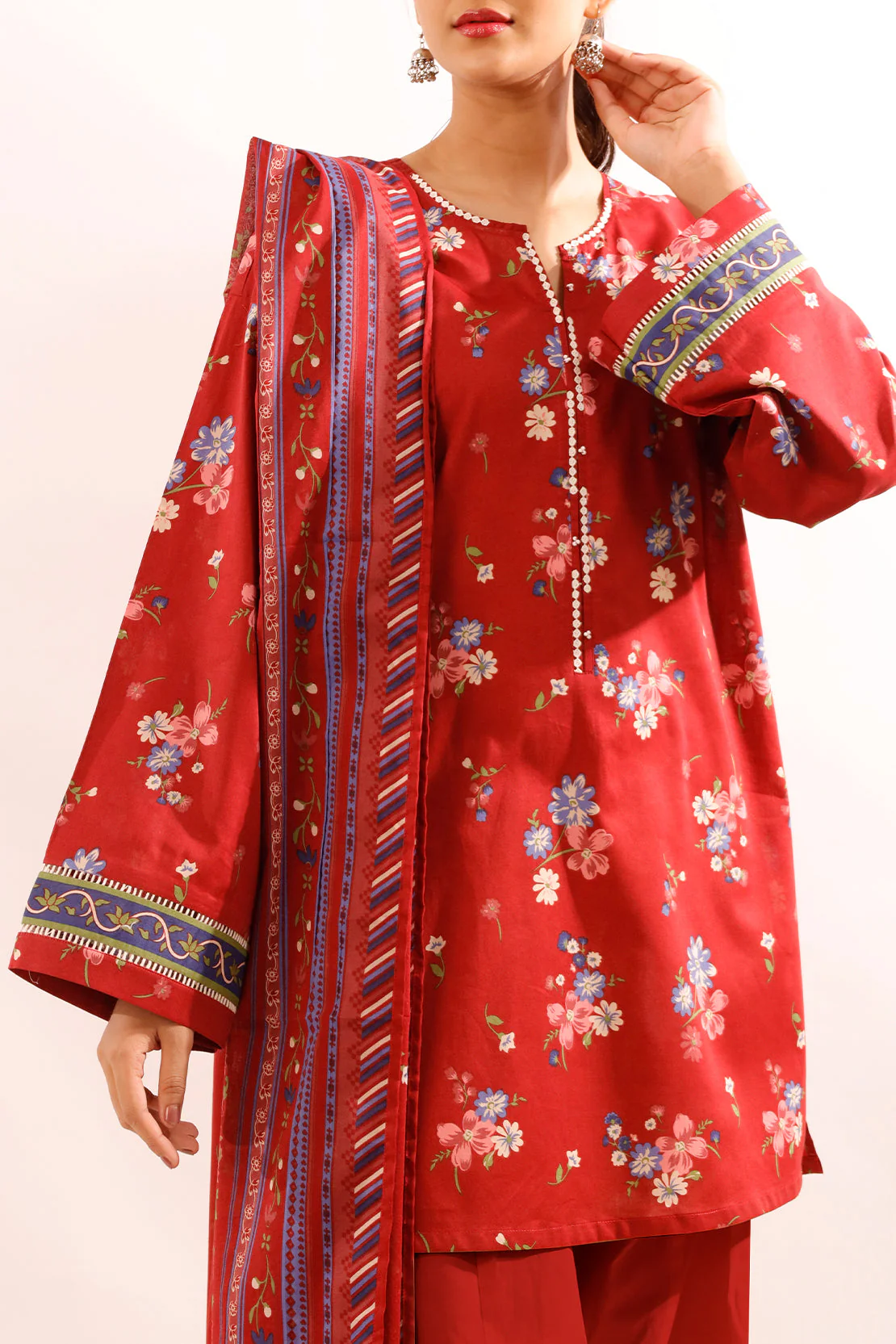 Unstitched Printed Lawn 3 Piece - Image 2