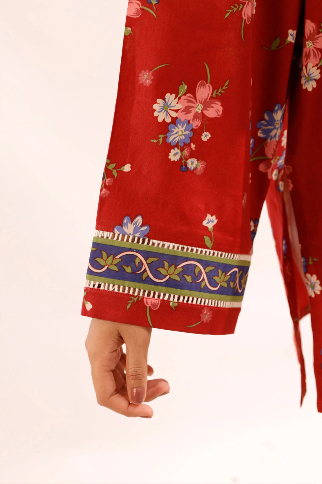 Unstitched Printed Lawn 3 Piece - Image 6