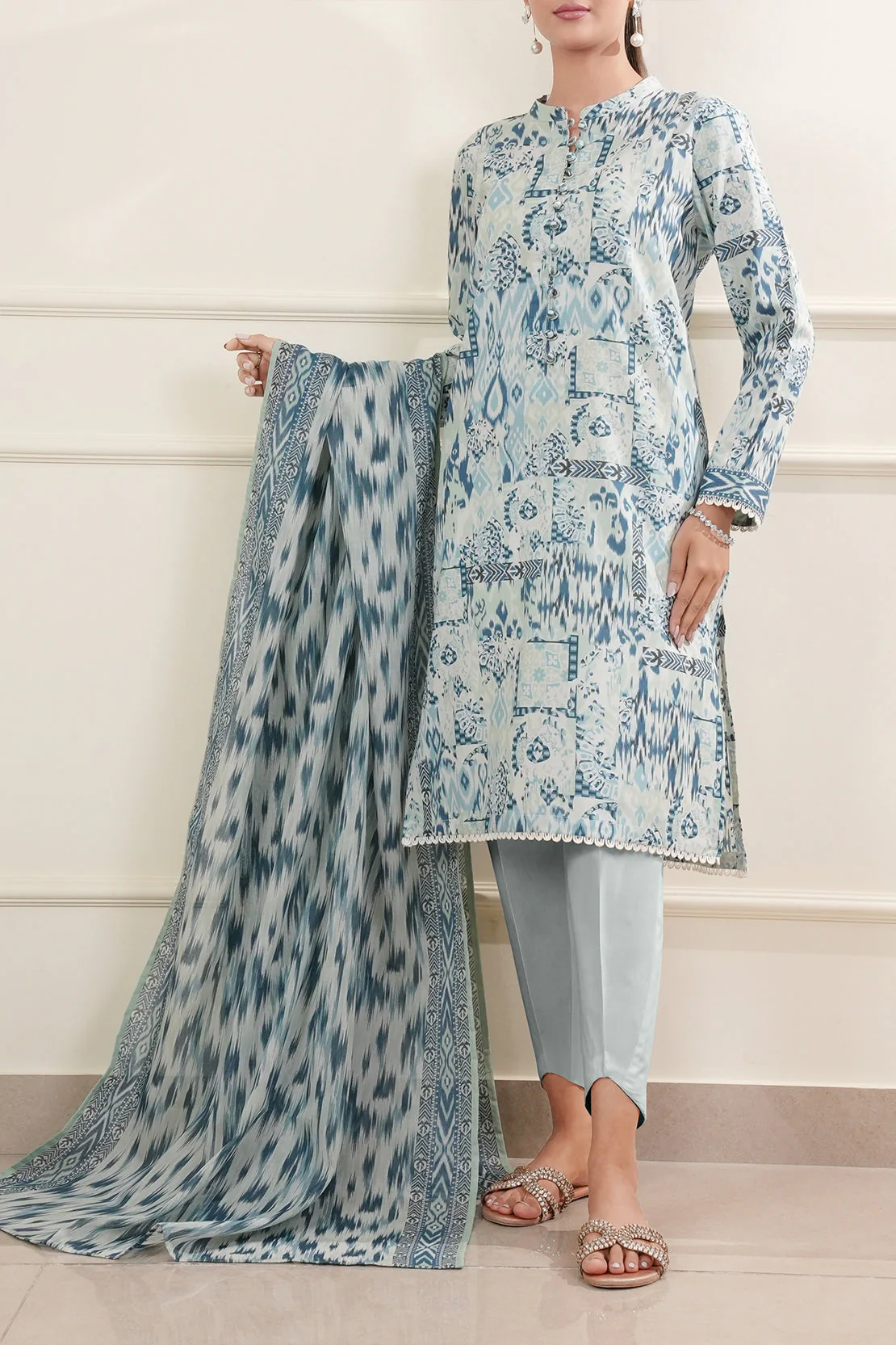 Unstitched Printed Lawn 3 Piece - Image 2