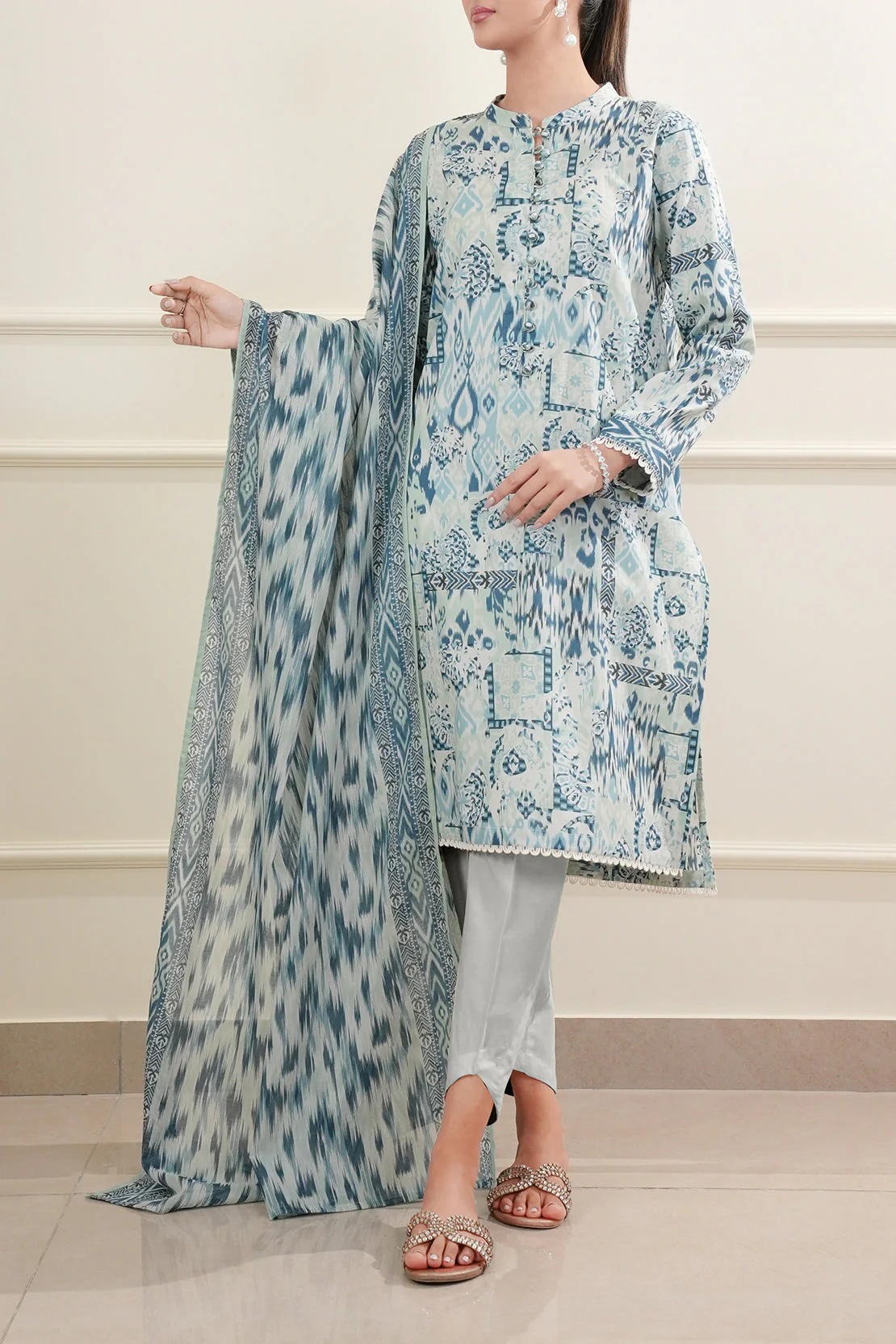 Unstitched Printed Lawn 3 Piece - Image 3