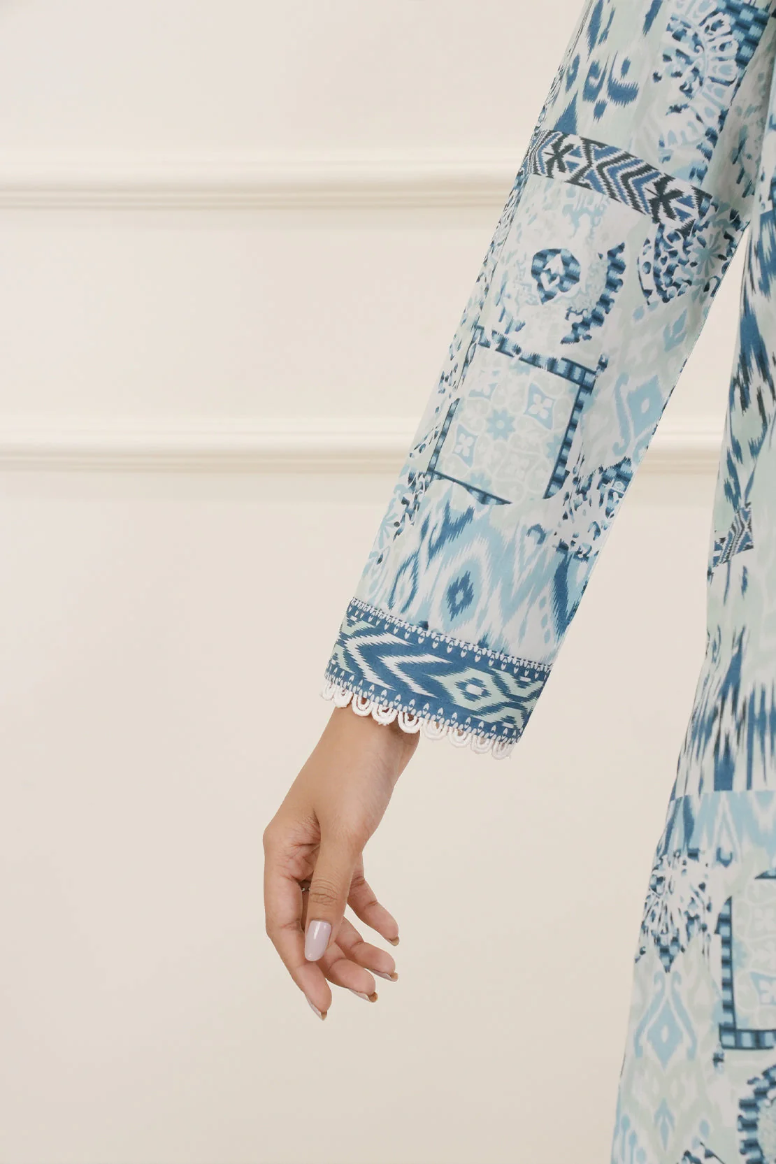 Unstitched Printed Lawn 3 Piece - Image 6