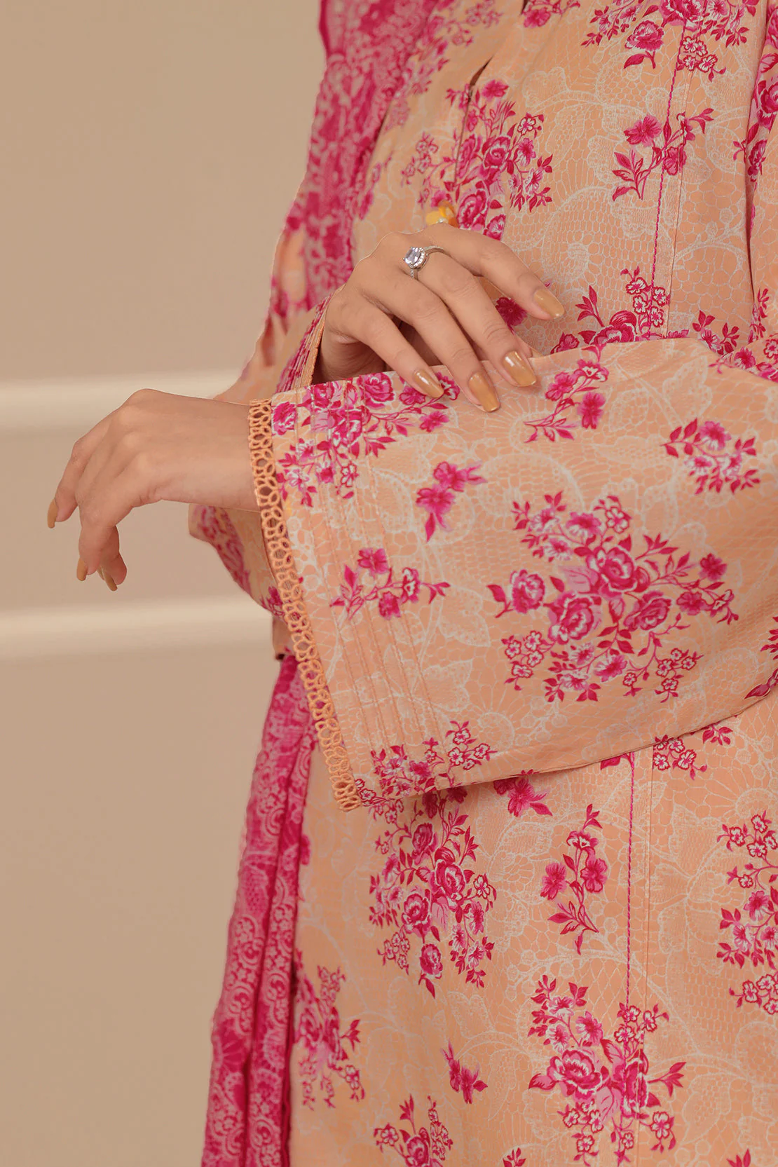 Unstitched Printed Lawn 3 Piece - Image 6