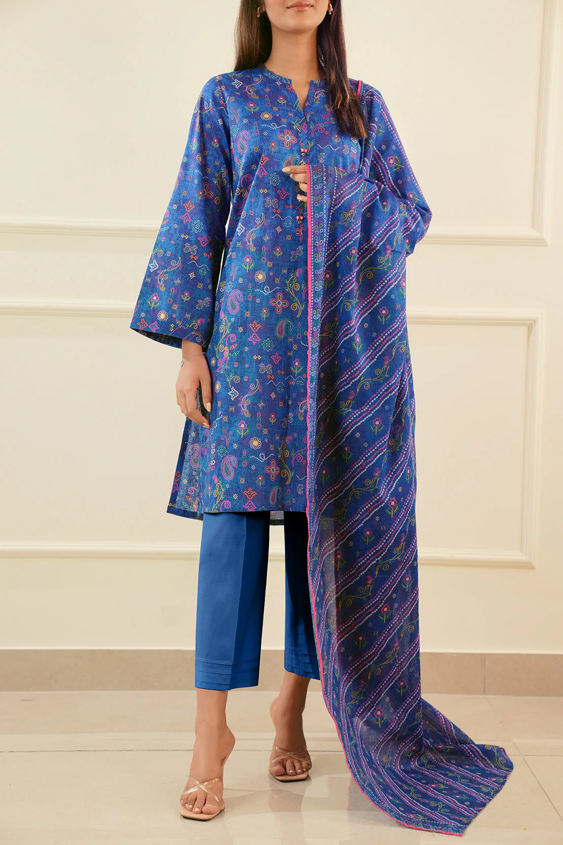 Unstitched Printed Lawn 3 Piece - Image 2