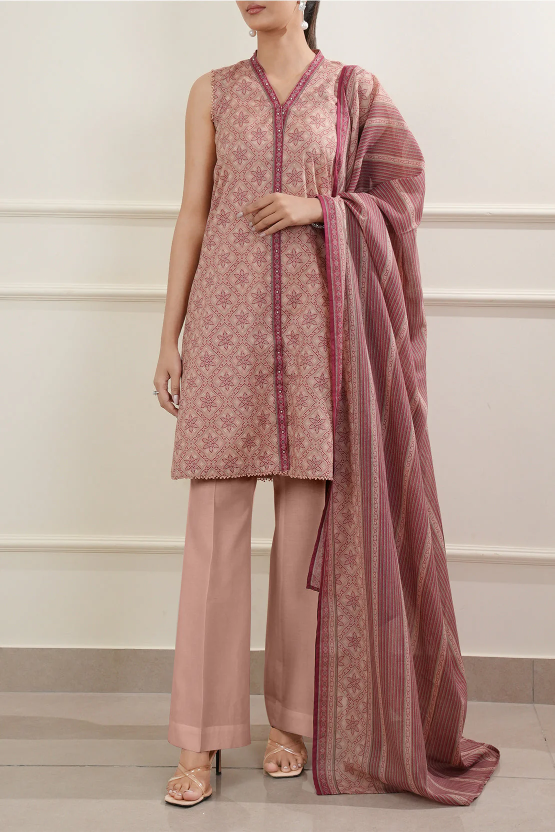 Unstitched Printed Lawn 3 Piece - Image 3
