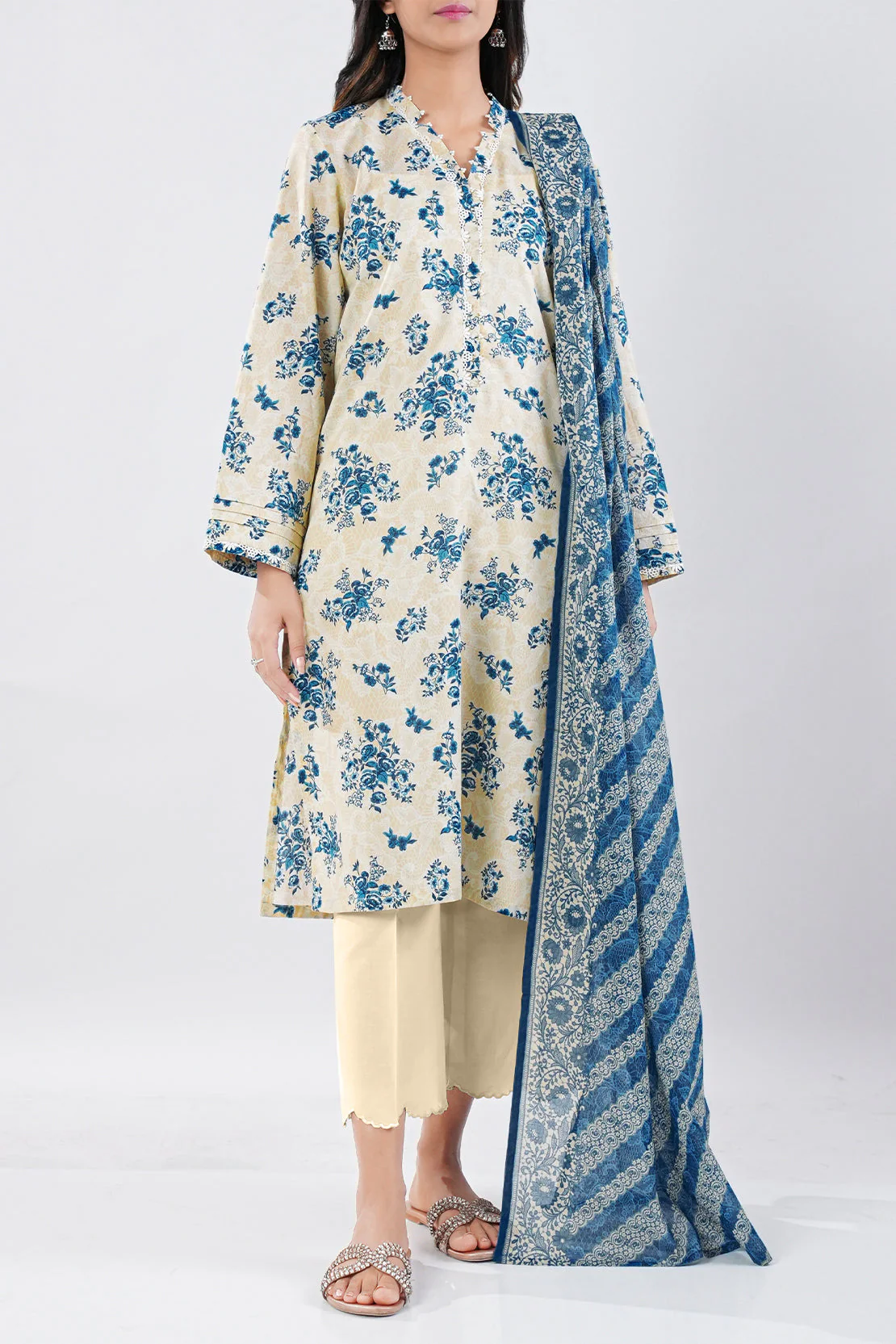Unstitched Printed Lawn 3 Piece - Image 2