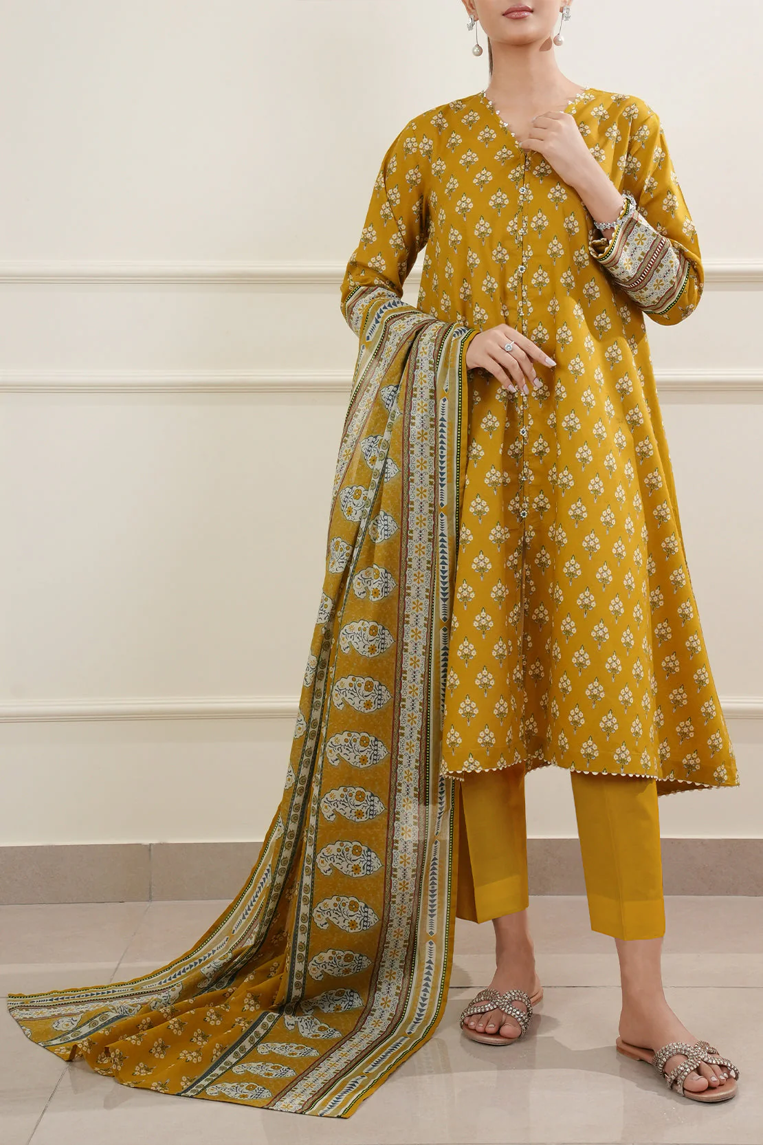 Unstitched Printed Lawn 3 Piece - Image 2