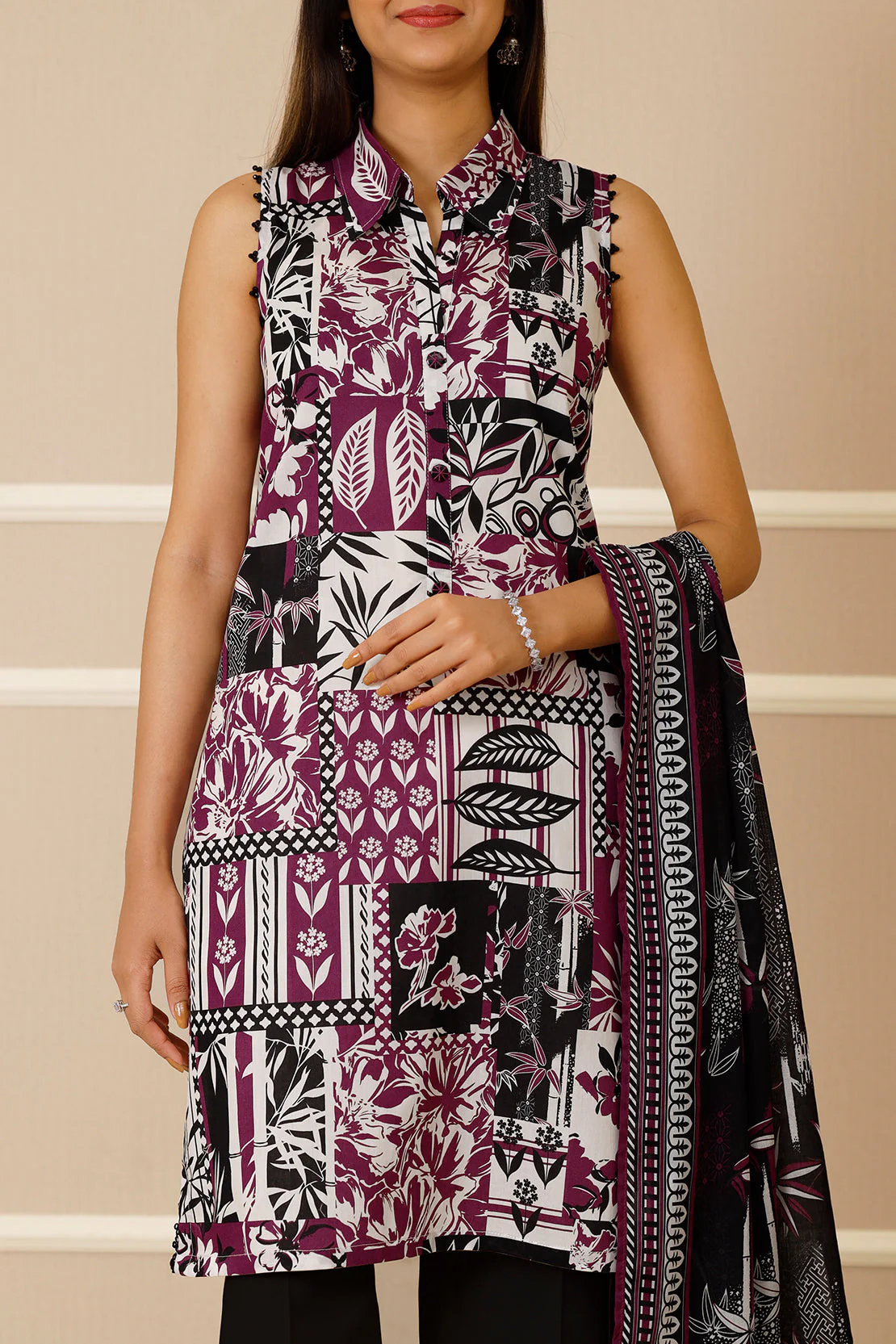 Unstitched Printed Lawn 3 Piece - Image 4