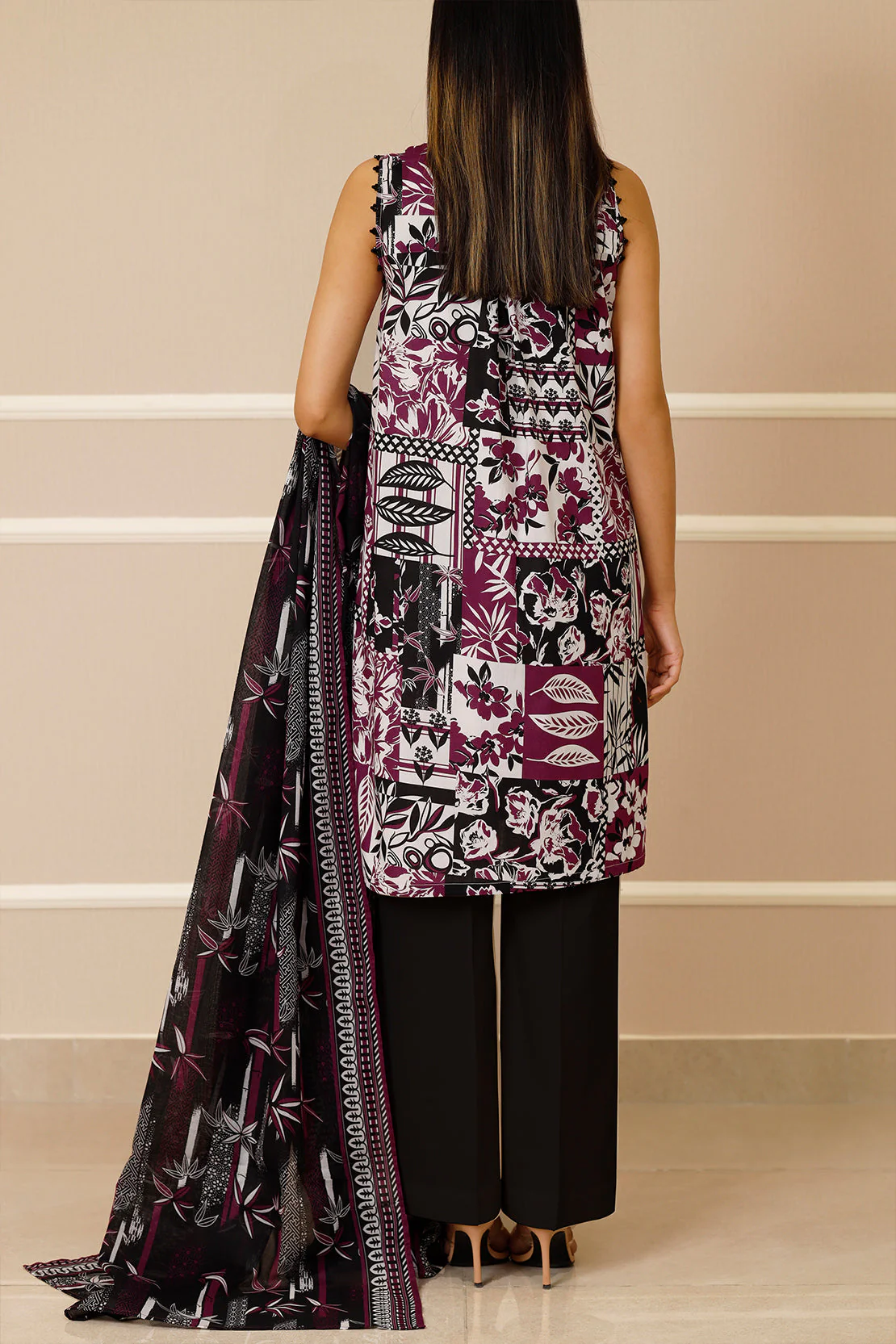 Unstitched Printed Lawn 3 Piece - Image 6