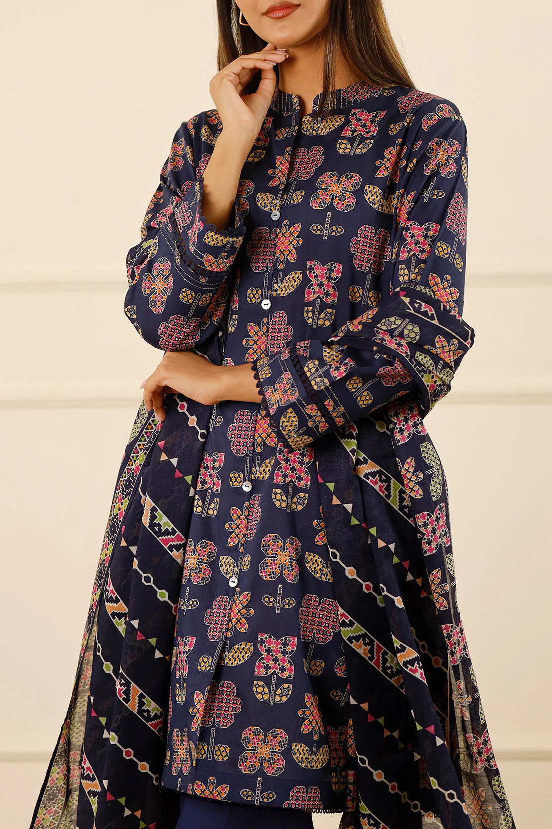 Unstitched Printed Lawn 3 Piece - Image 7