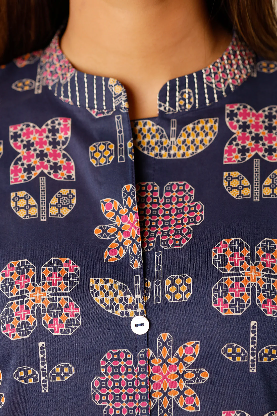 Unstitched Printed Lawn 3 Piece - Image 9