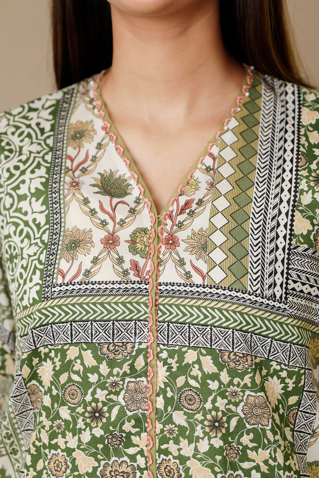 Unstitched Printed Lawn 3 Piece - Image 7