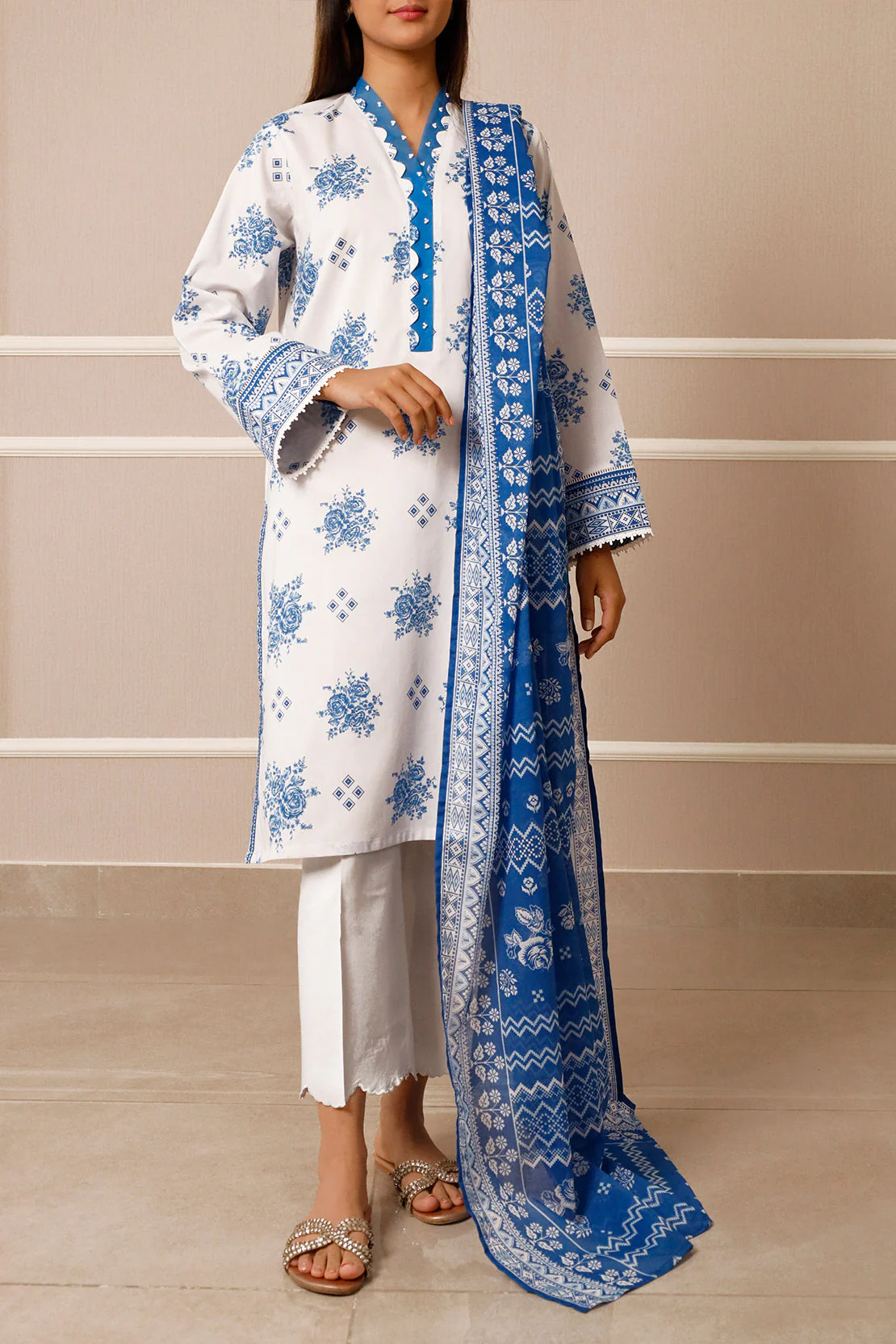 Unstitched Printed Lawn 3 Piece - Image 2