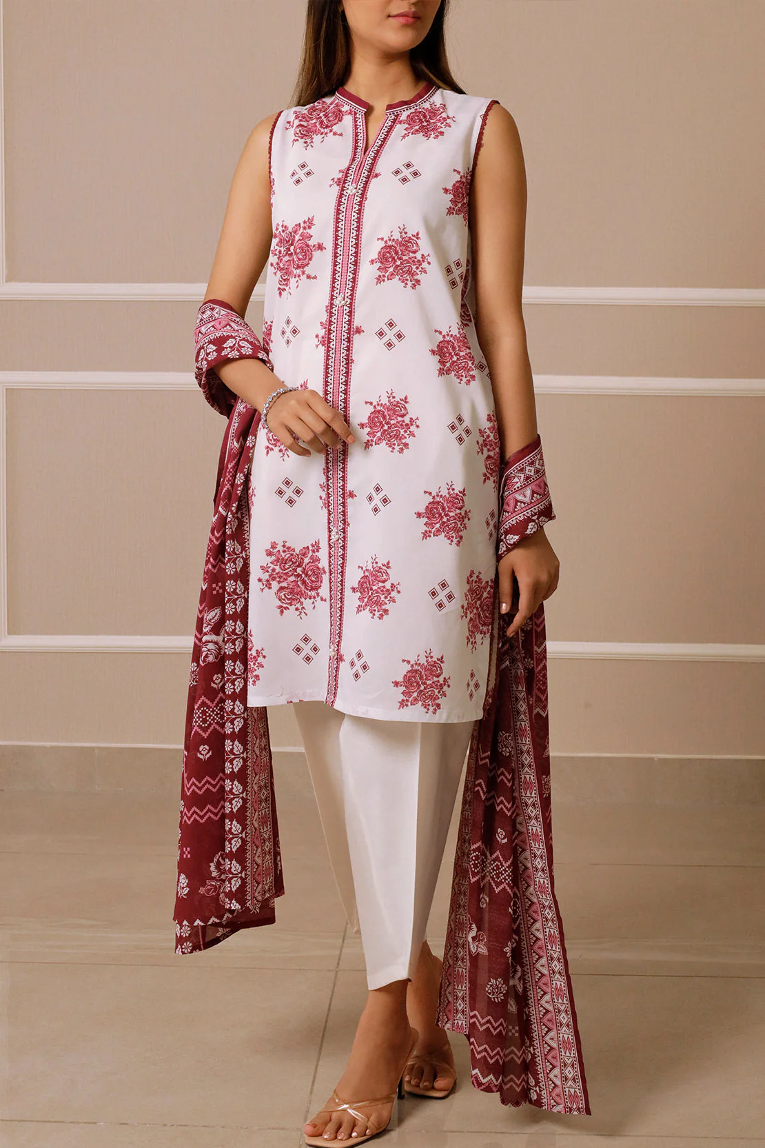 Unstitched Printed Lawn 3 Piece - Image 3