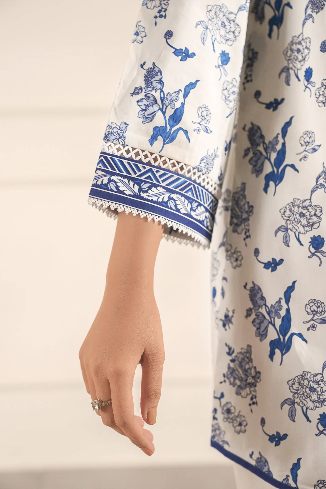 Unstitched Printed Lawn 3 Piece - Image 6
