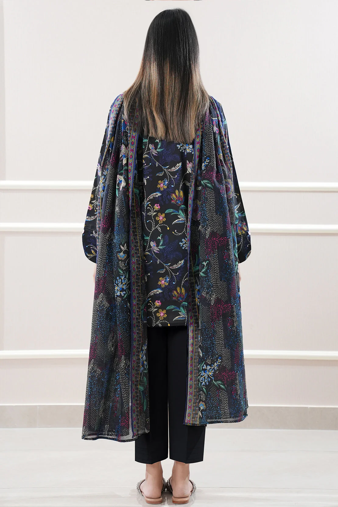 Unstitched Printed Lawn 3 Piece - Image 5