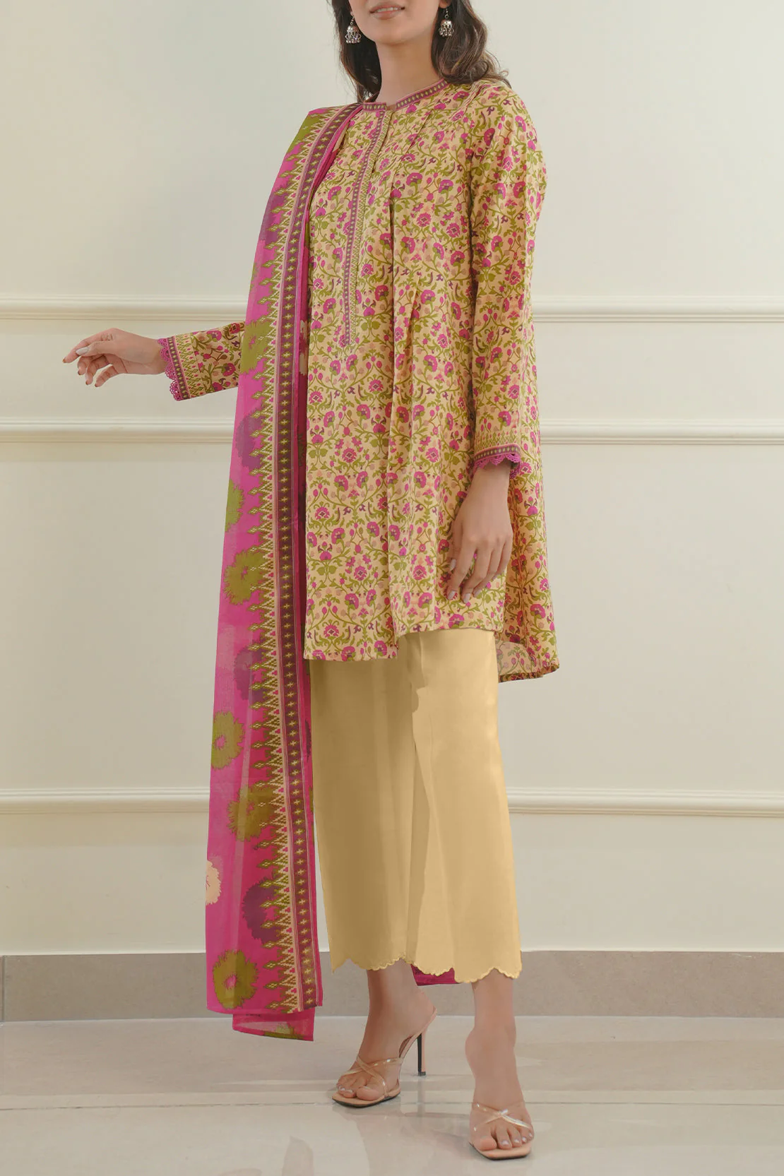 Unstitched Printed Lawn 3 Piece - Image 2